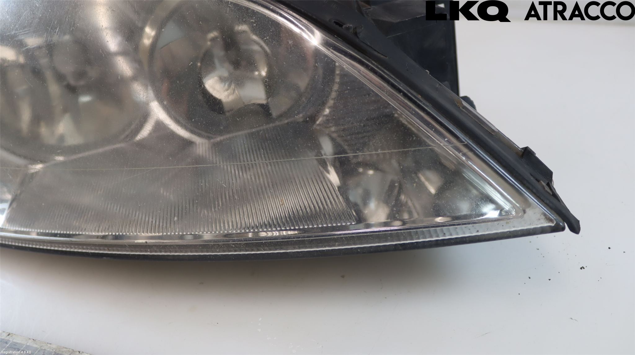 Ford MONDEO     01-06 Strålkastare Höger