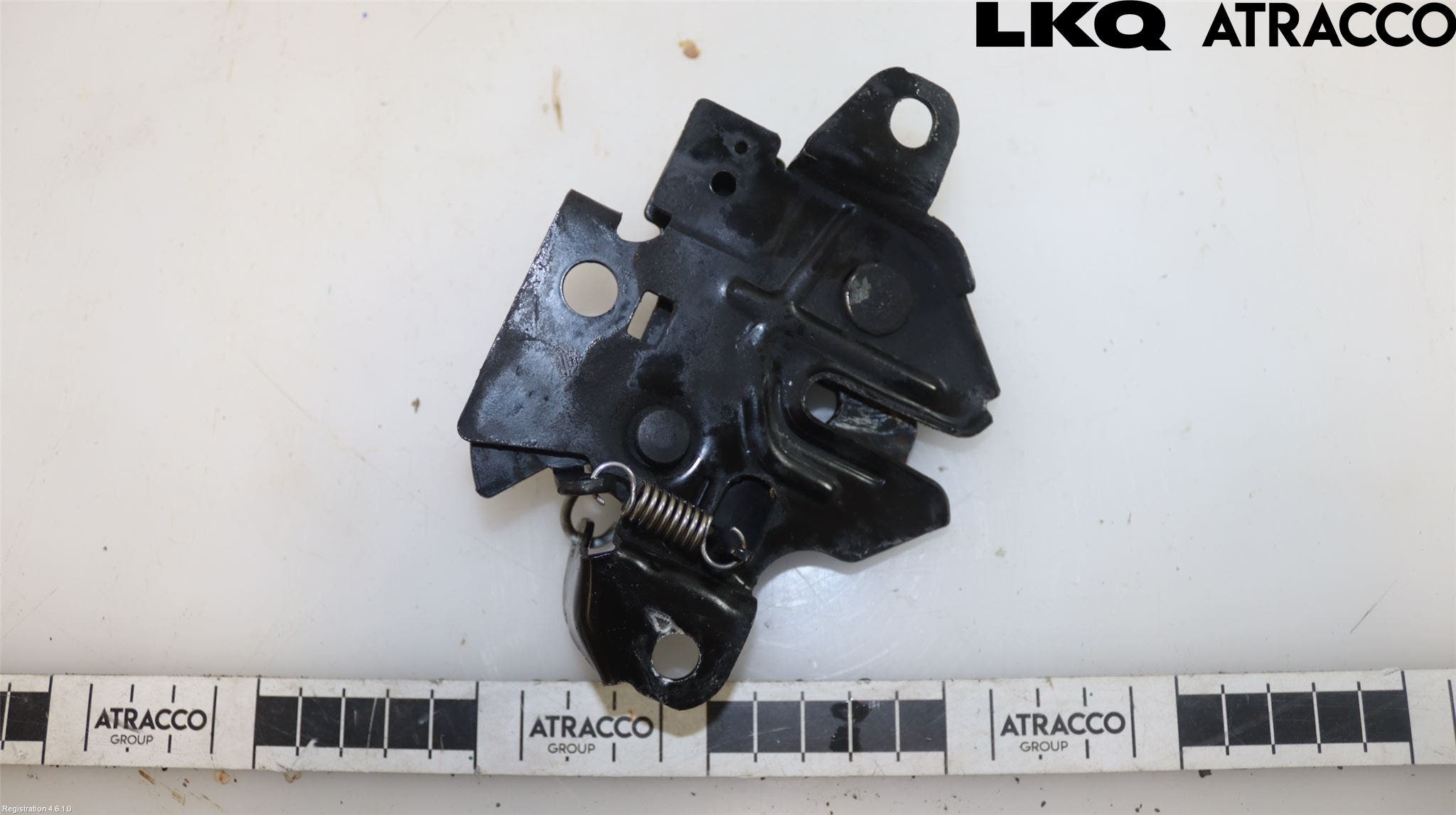 Toyota AVENSIS 16-18 Huvlås