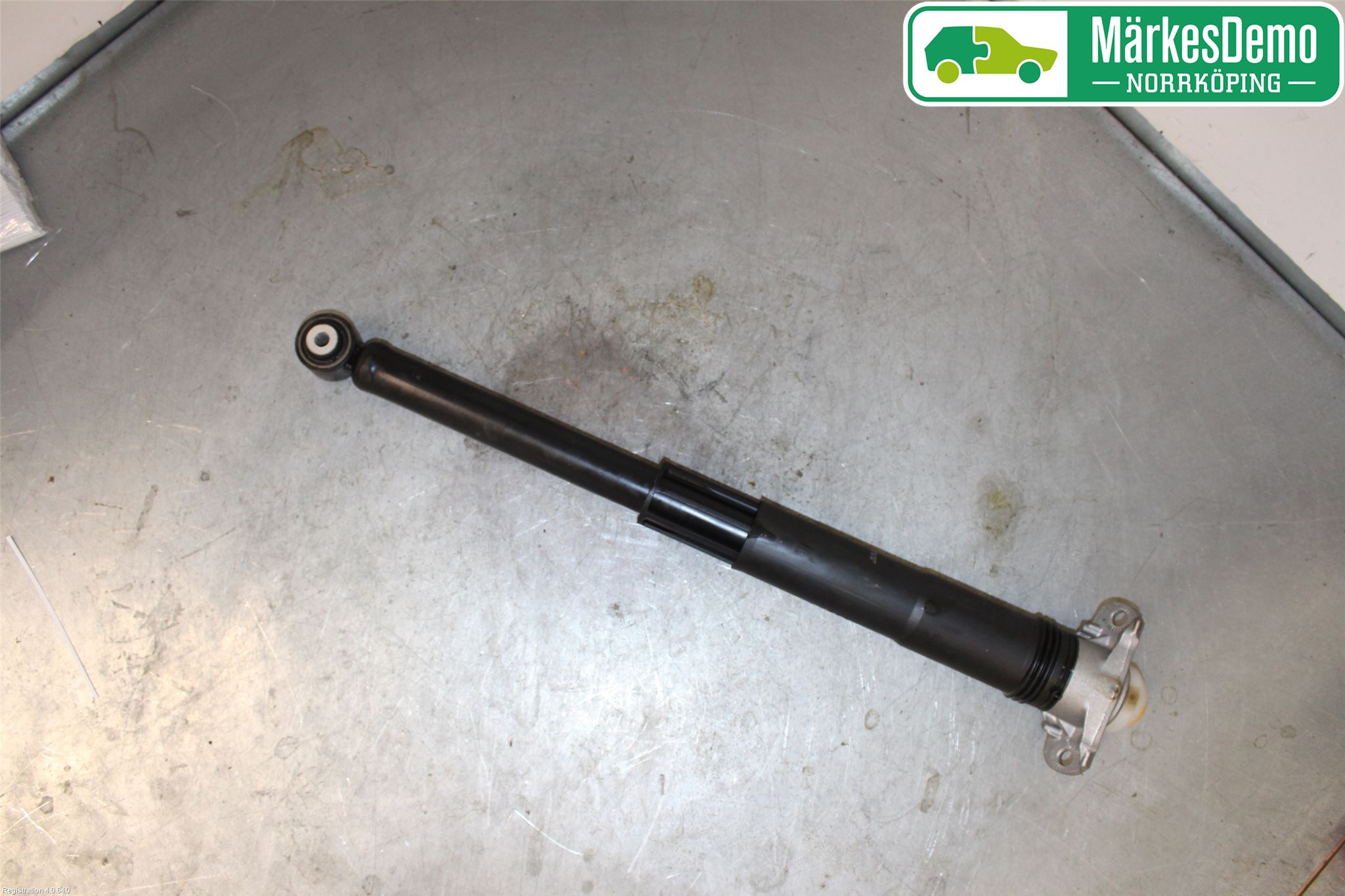 Skoda SCALA 19- Stötdämpare Bak