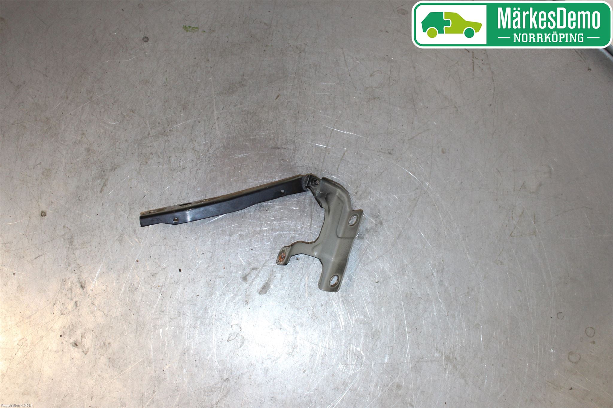 Volvo S40 08-12 Huvgångjärn