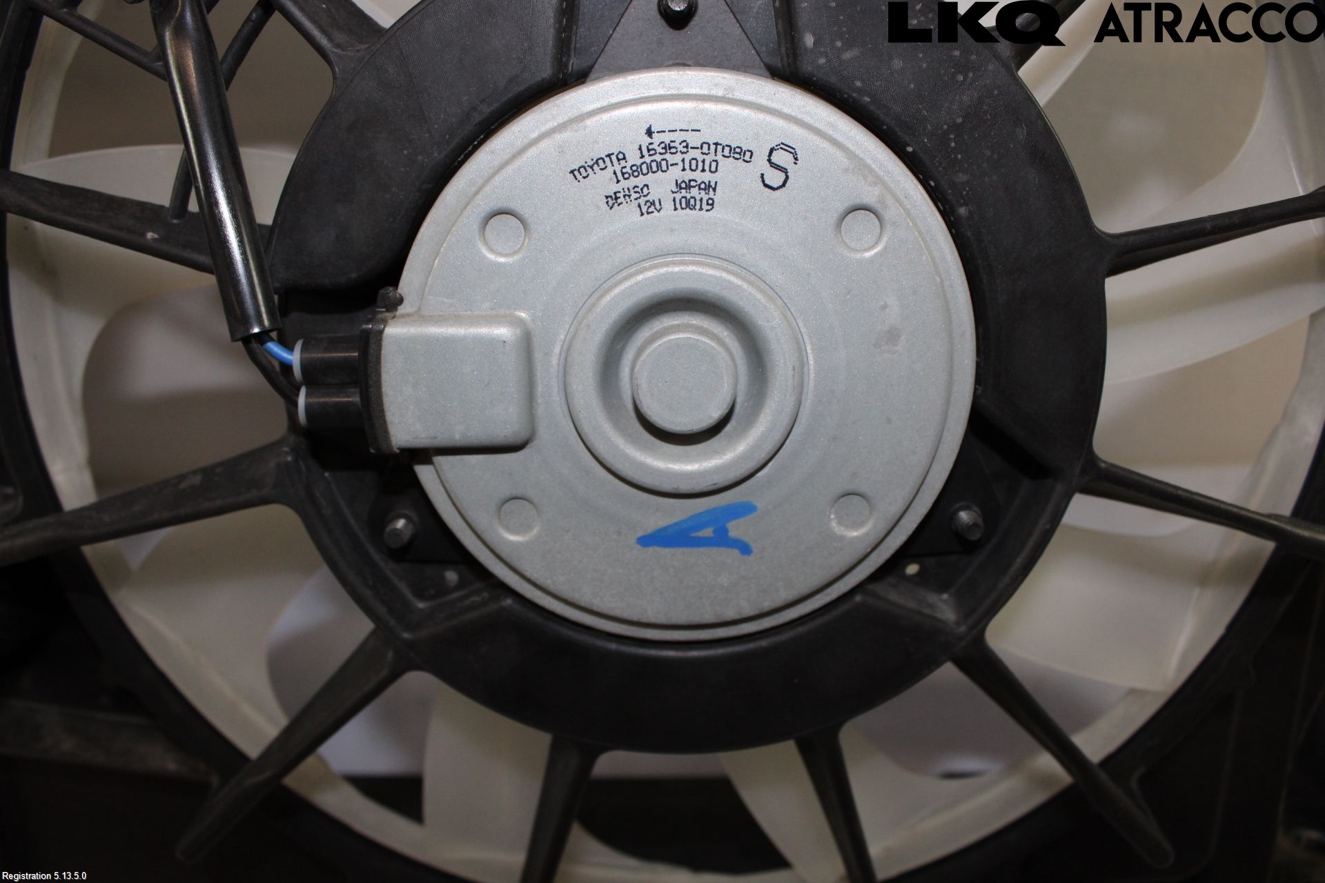 Toyota AURIS 13-19 Kylfläkt El