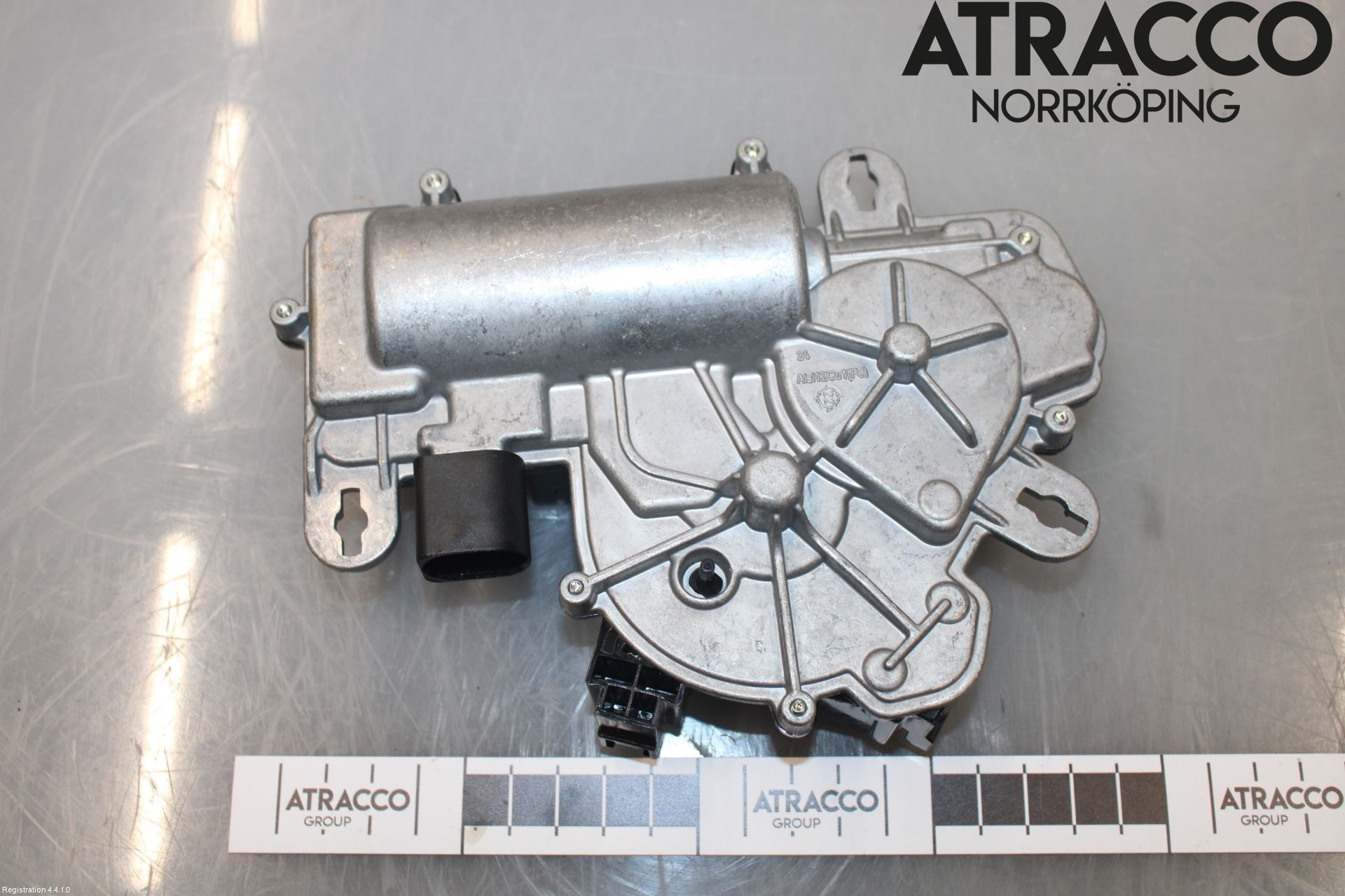 Audi A6 F2/C8 19- Bakluckeöppnare Automatisk