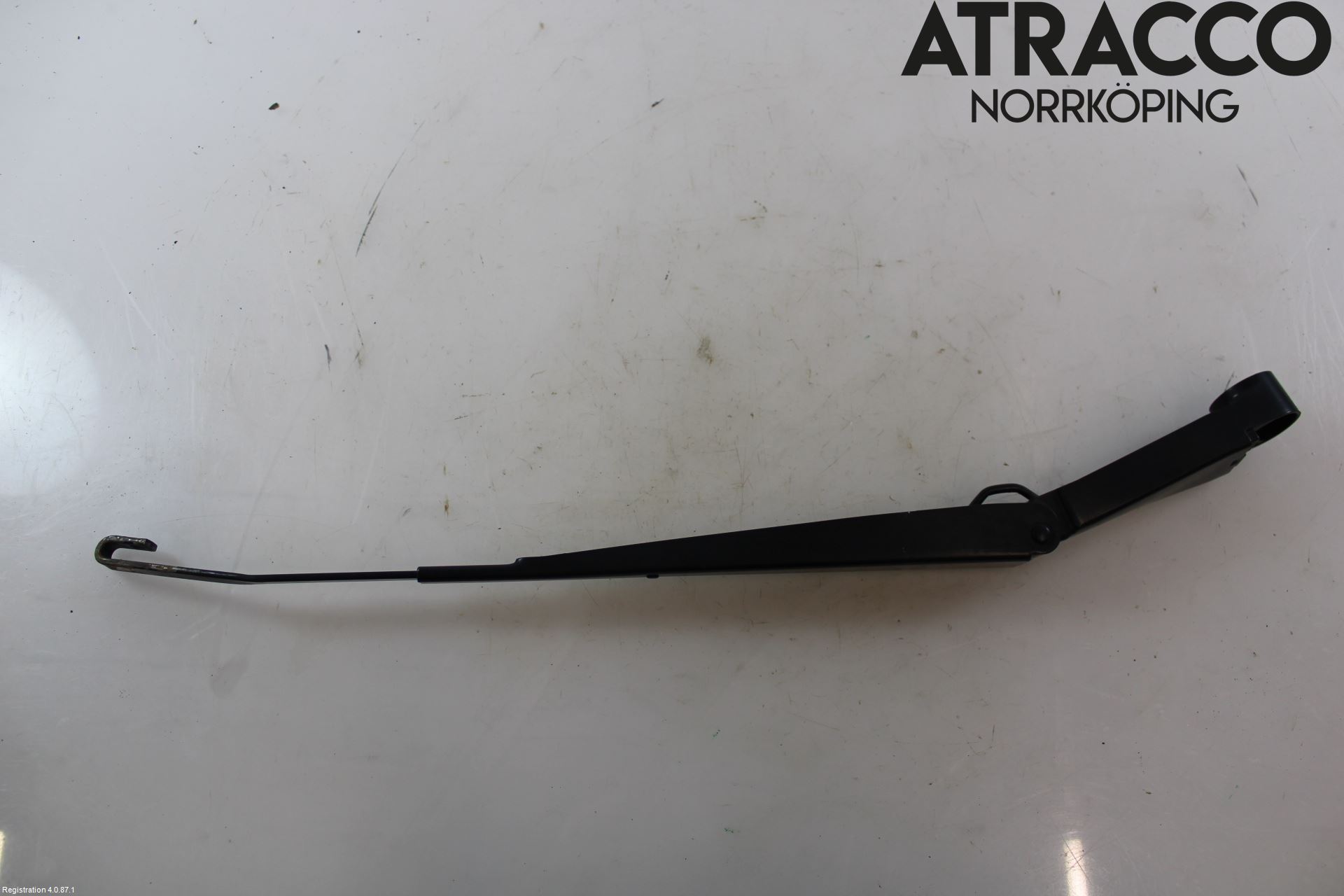 Nissan NAVARA 05-16 Torkararm Armar Vindruta