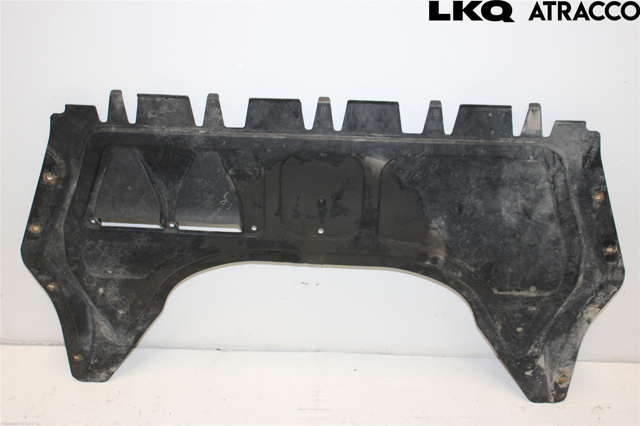 Volkswagen VW GOLF V 04-09 Hasplåt Plåt-Plast