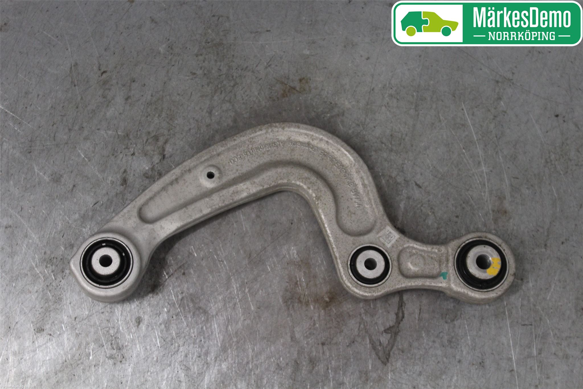 Audi A4/S4 B9 20- Bärarm Bak Övre Höger