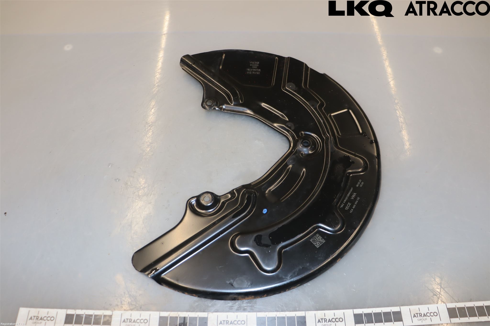 Audi Q4 E-TRON FZ 22- Bromssköld Fram