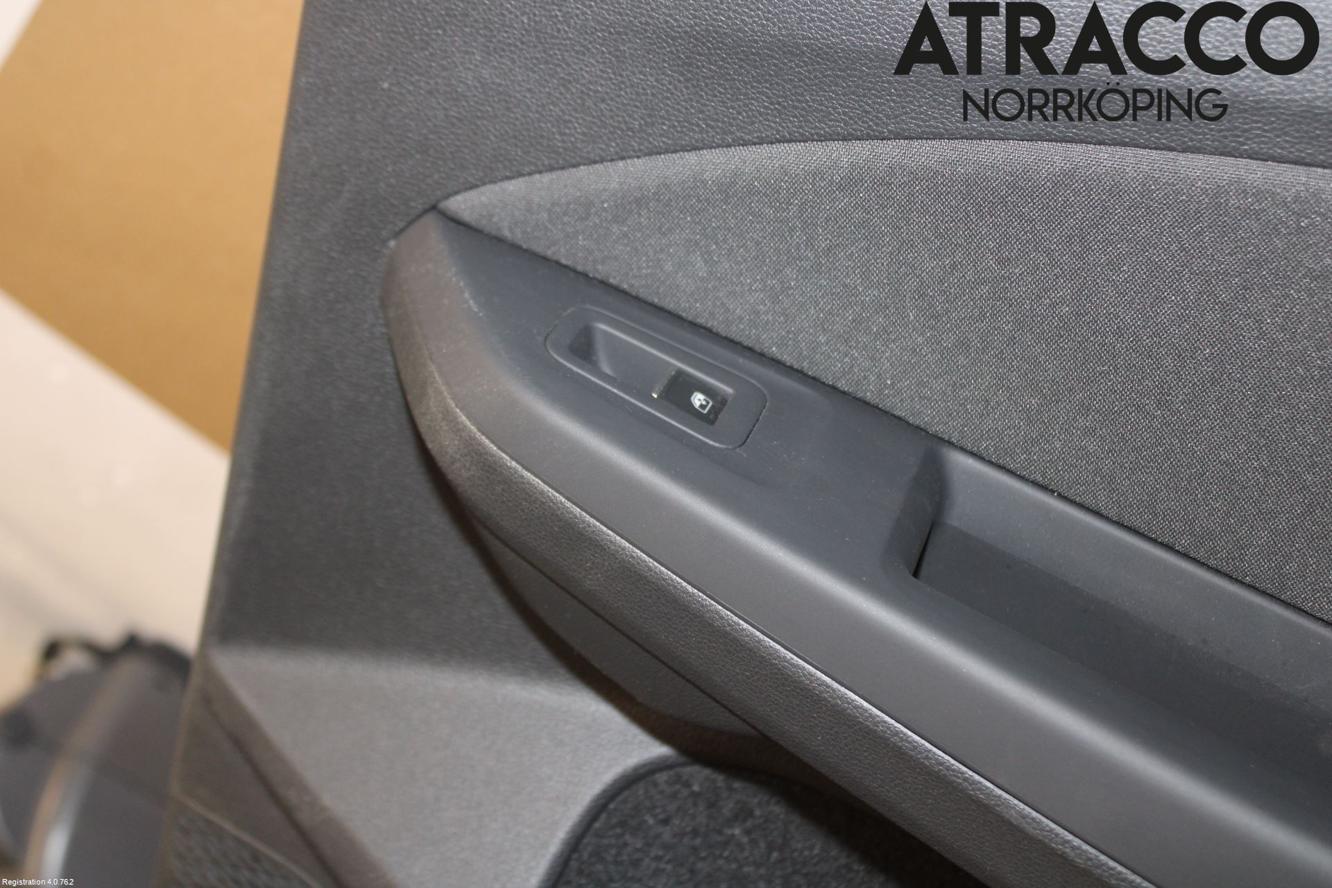 Volkswagen VW GOLF / E-GOLF VIII 20- Dörrklädsel Hö