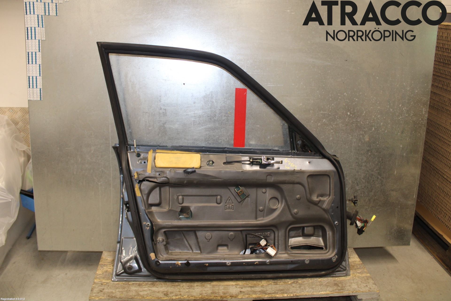 Jaguar XJ X300        95-97 Dörr Fram Vänster