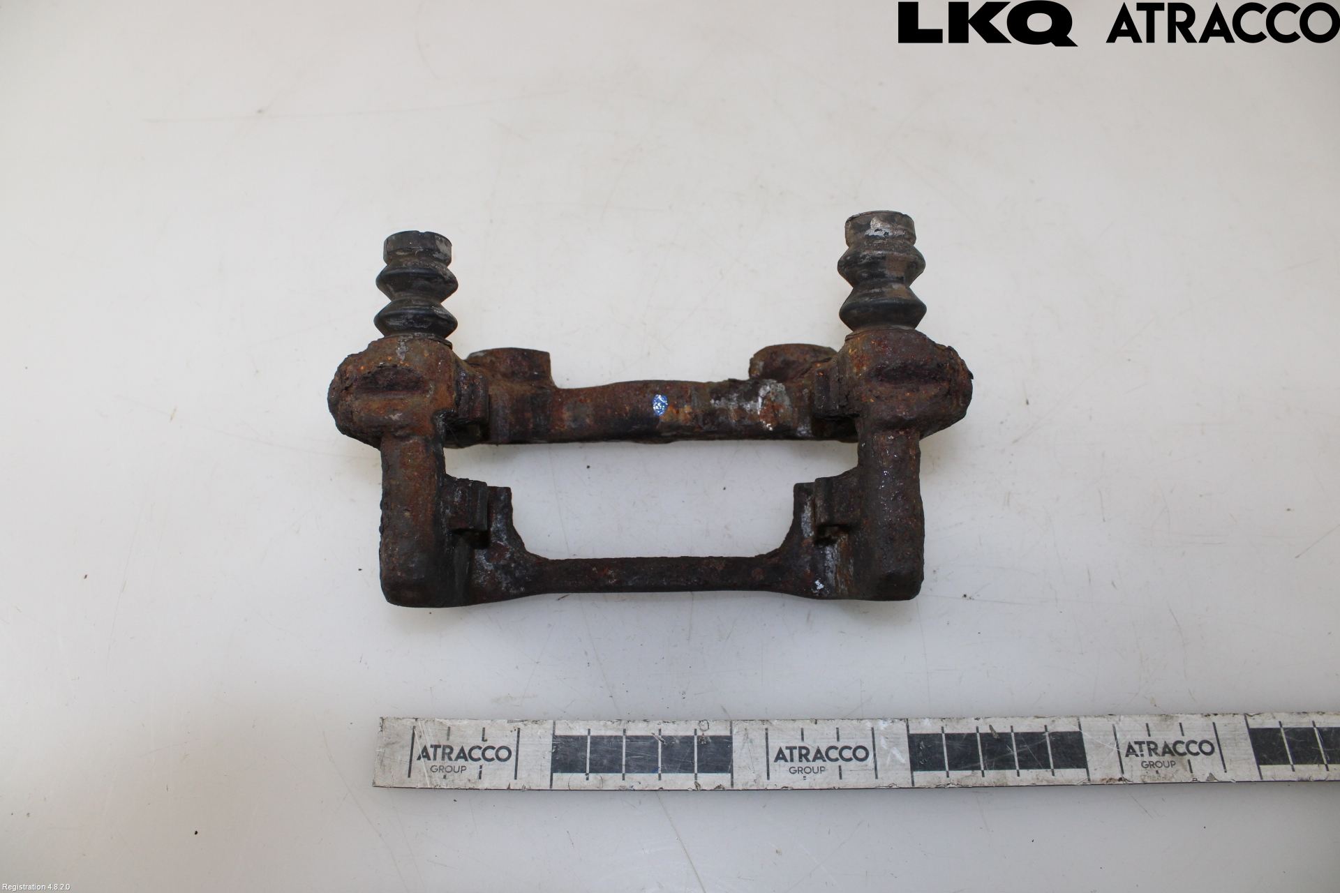 Toyota AURIS 13-19 Bromsokshållare