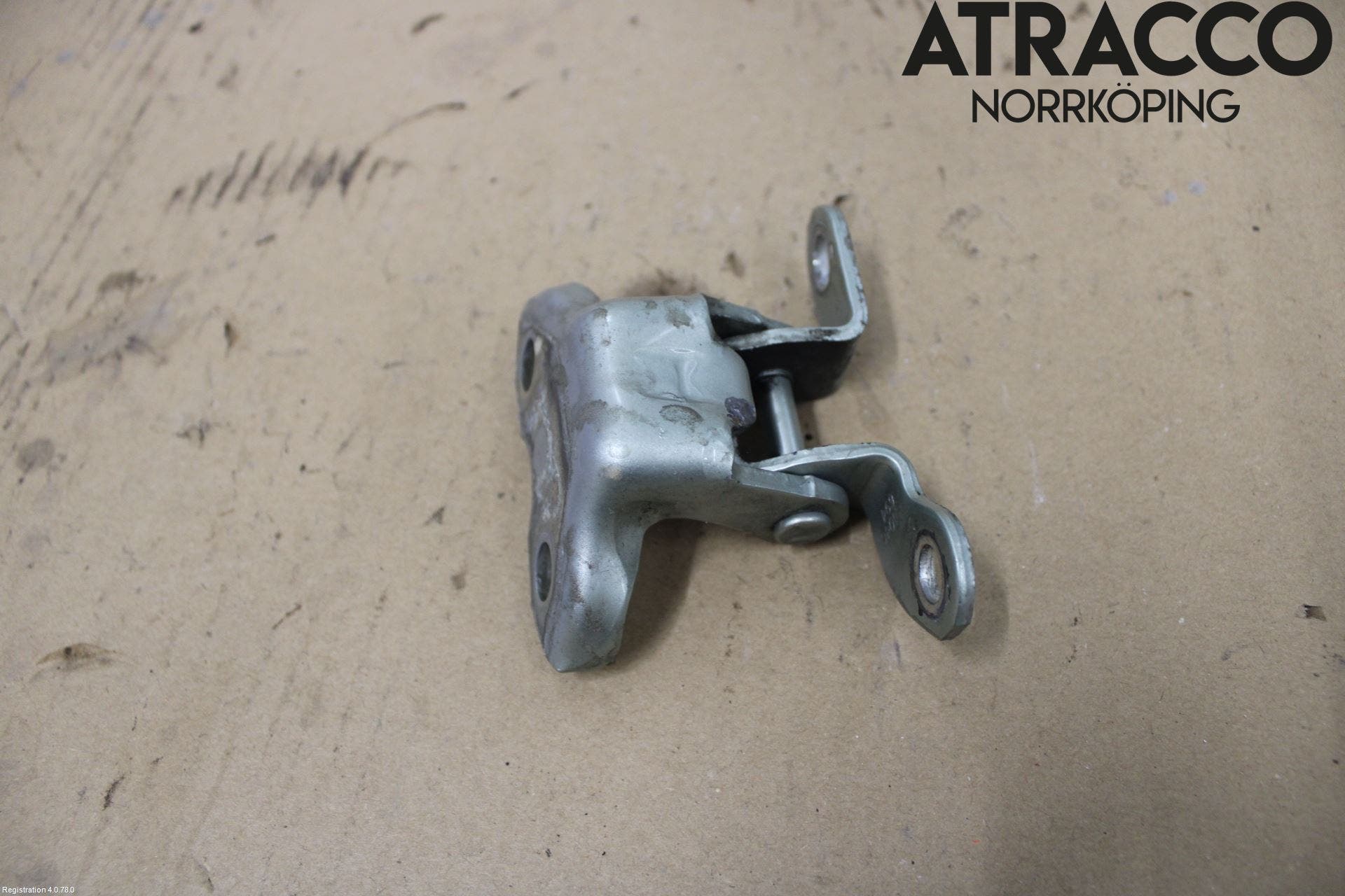 Toyota PRIUS NWH20 04-08 Dörrgångjärn