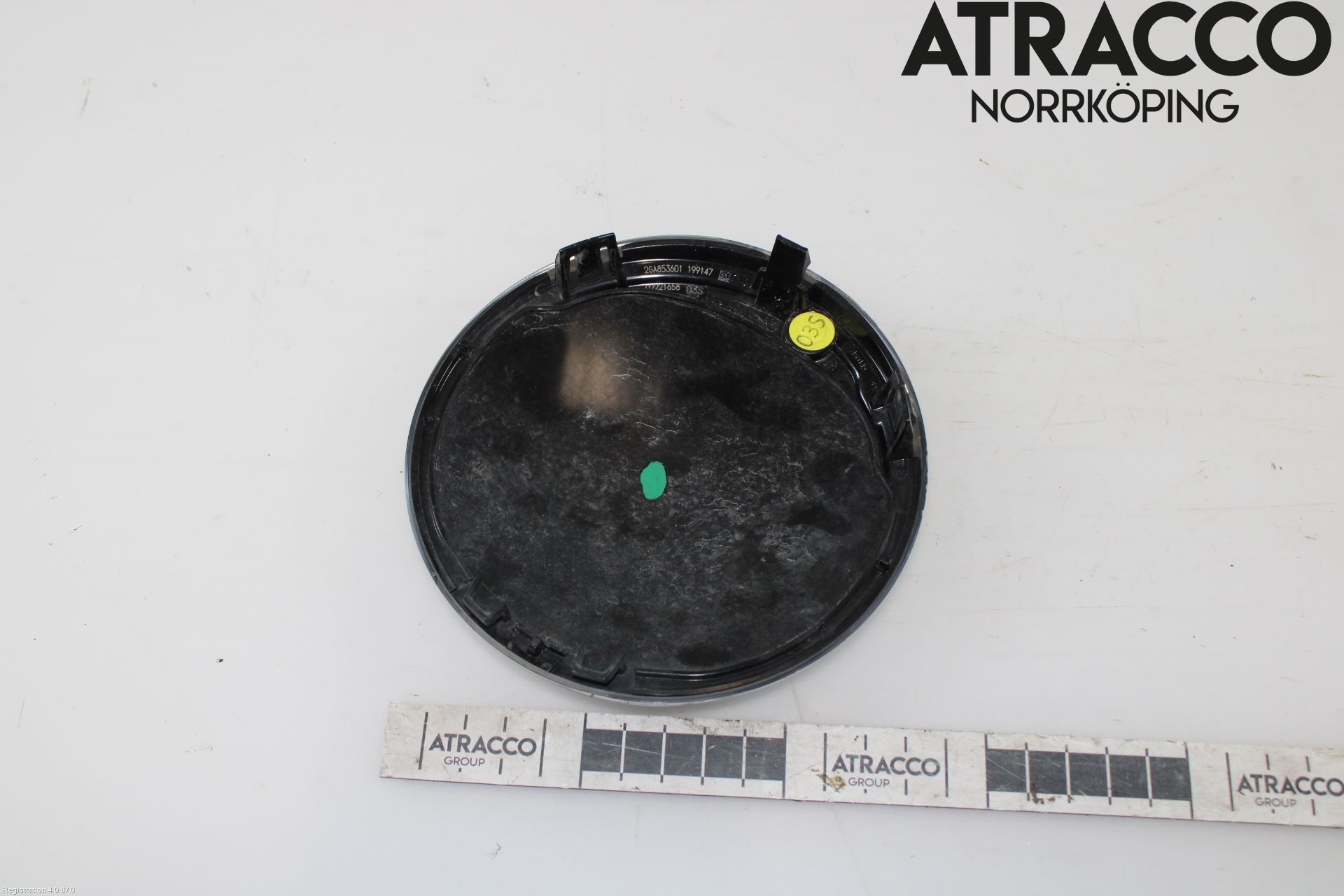 Volkswagen VW POLO VI 18->> Emblem