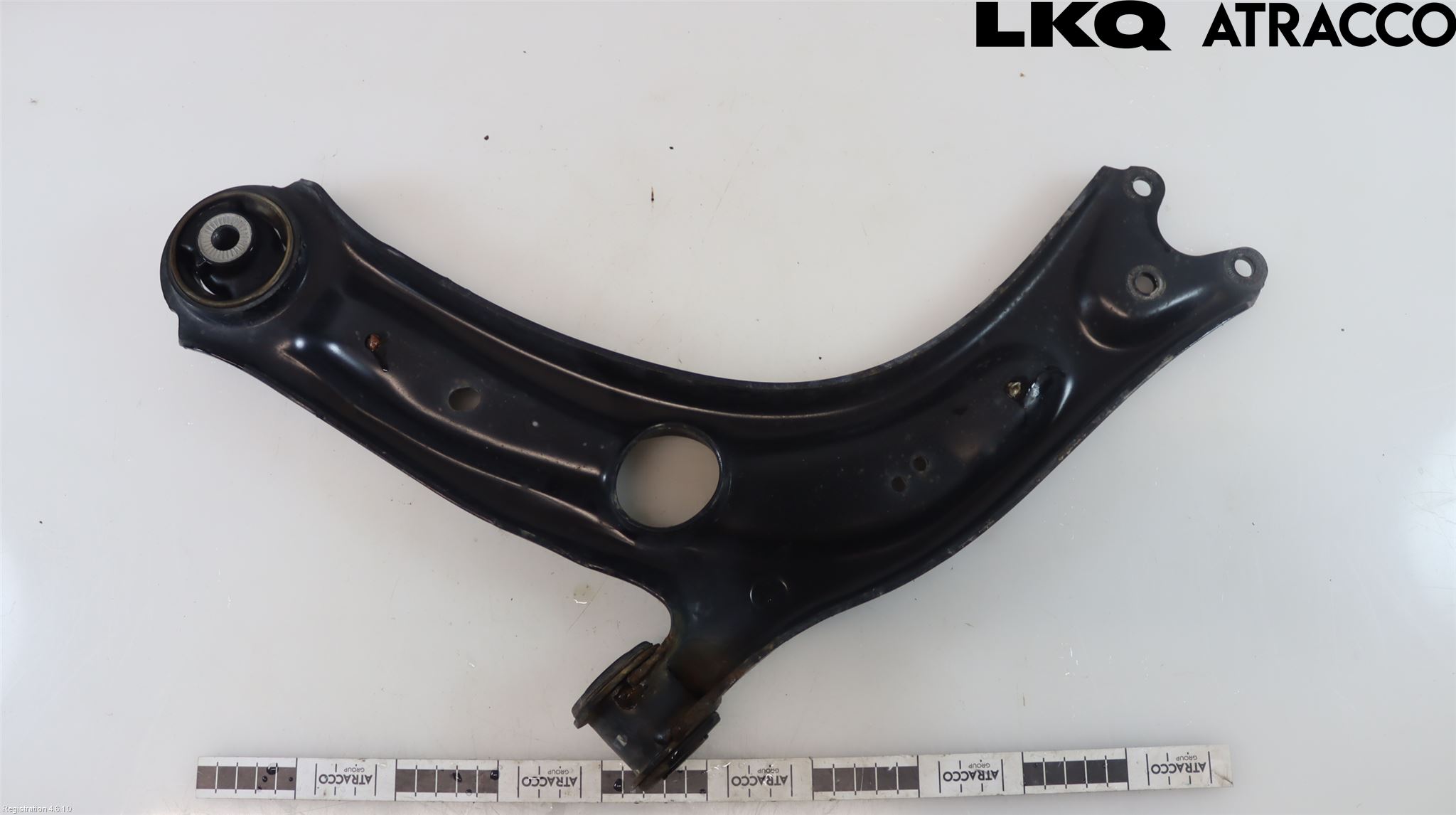 Volkswagen VW PASSAT 15-19 Bärarm Fram Undre Hö