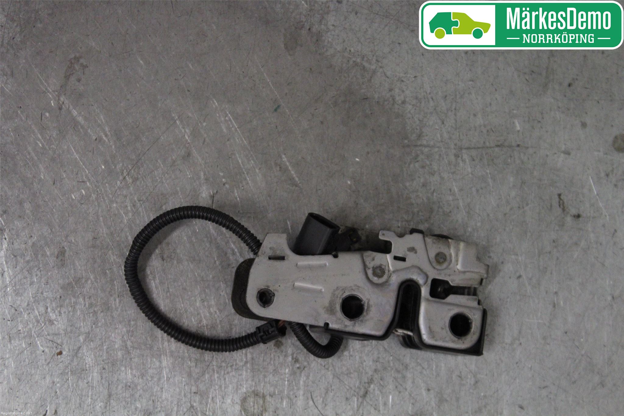 Volkswagen VW GOLF V 04-09 Huvlås