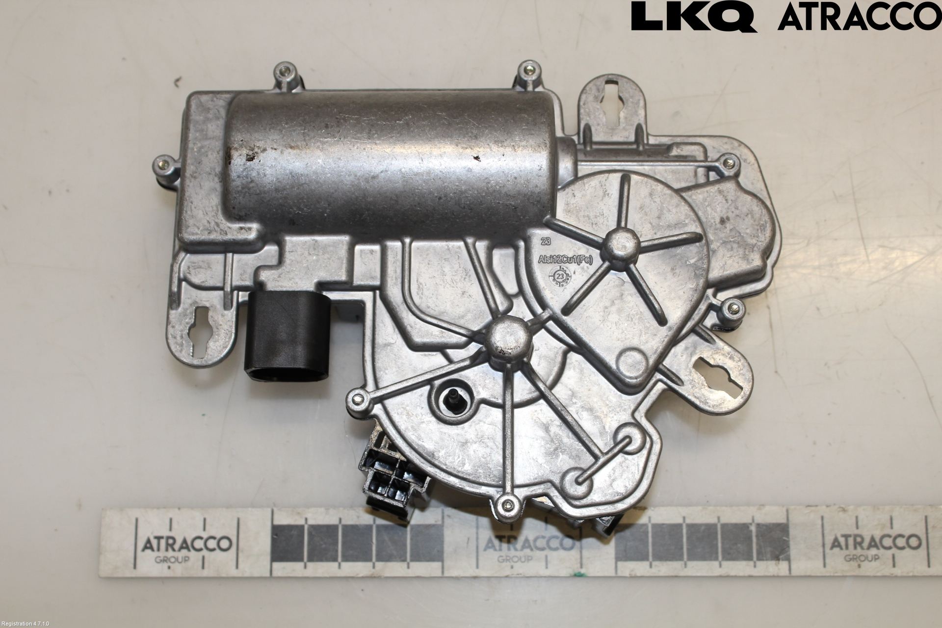 Skoda ENYAQ iV 21- Bakluckeöppnare Automatisk