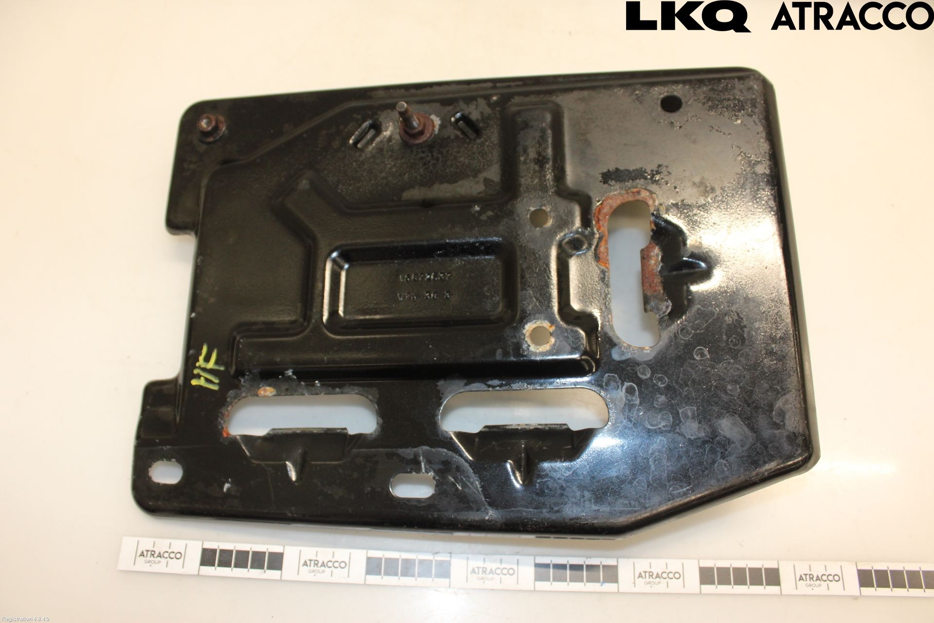 Cadillac ESCALADE Batterilåda-Fäste-Hållare