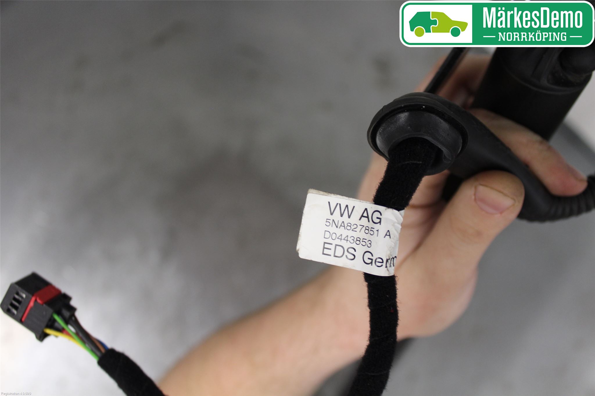 Volkswagen VW TIGUAN 16-24 Gasfjäder Baklucka