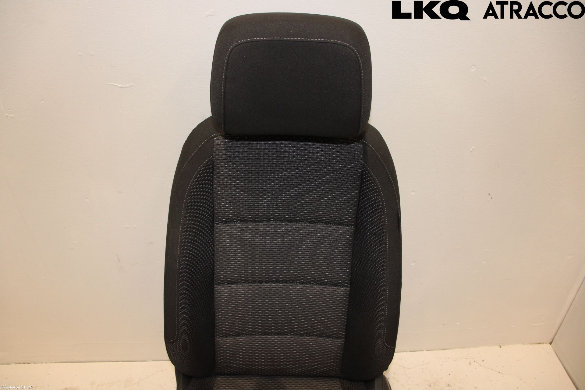 Volkswagen VW TOURAN 16- Inredning Stol Fram Vä