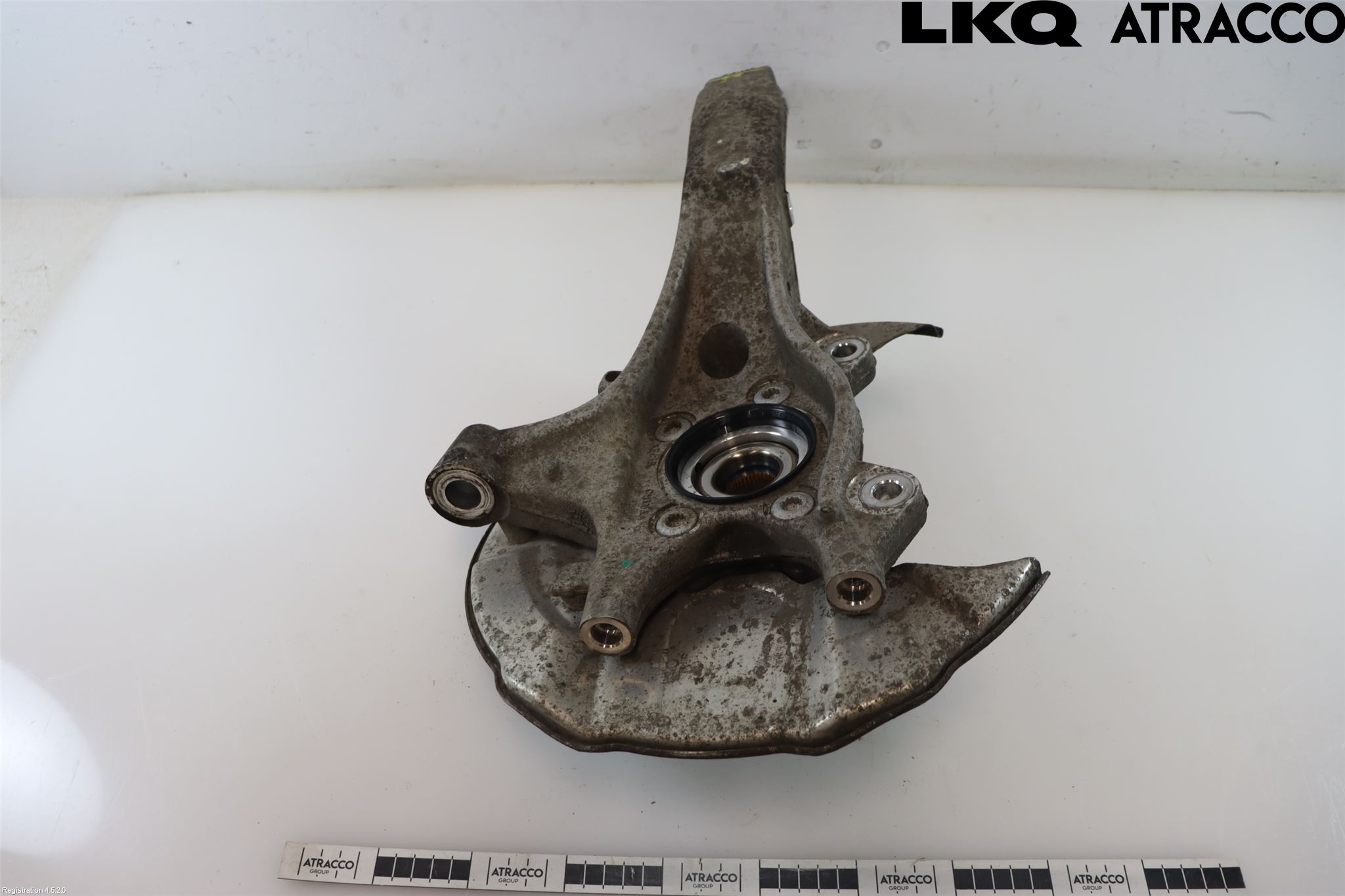 Volvo V60 19- Styrspindel Lagerhus Vä