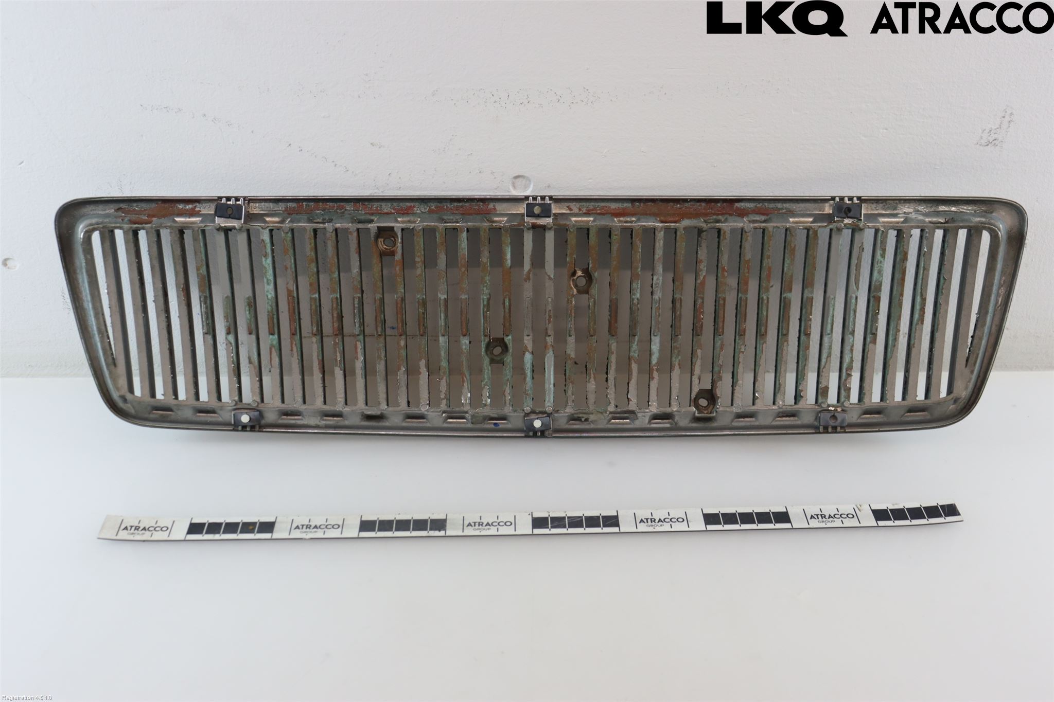 Volvo S70/V70/XC  97-00 Grill Komp