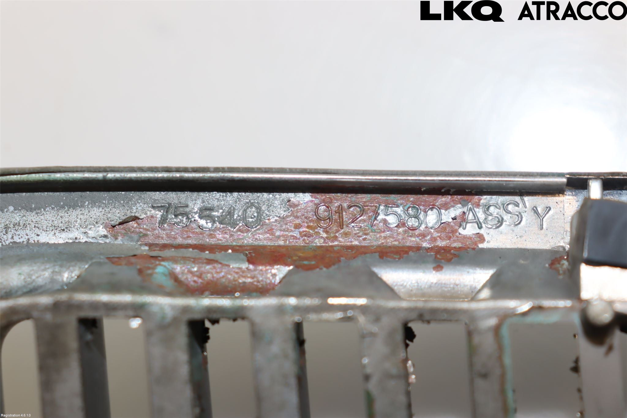 Volvo S70/V70/XC  97-00 Grill Komp