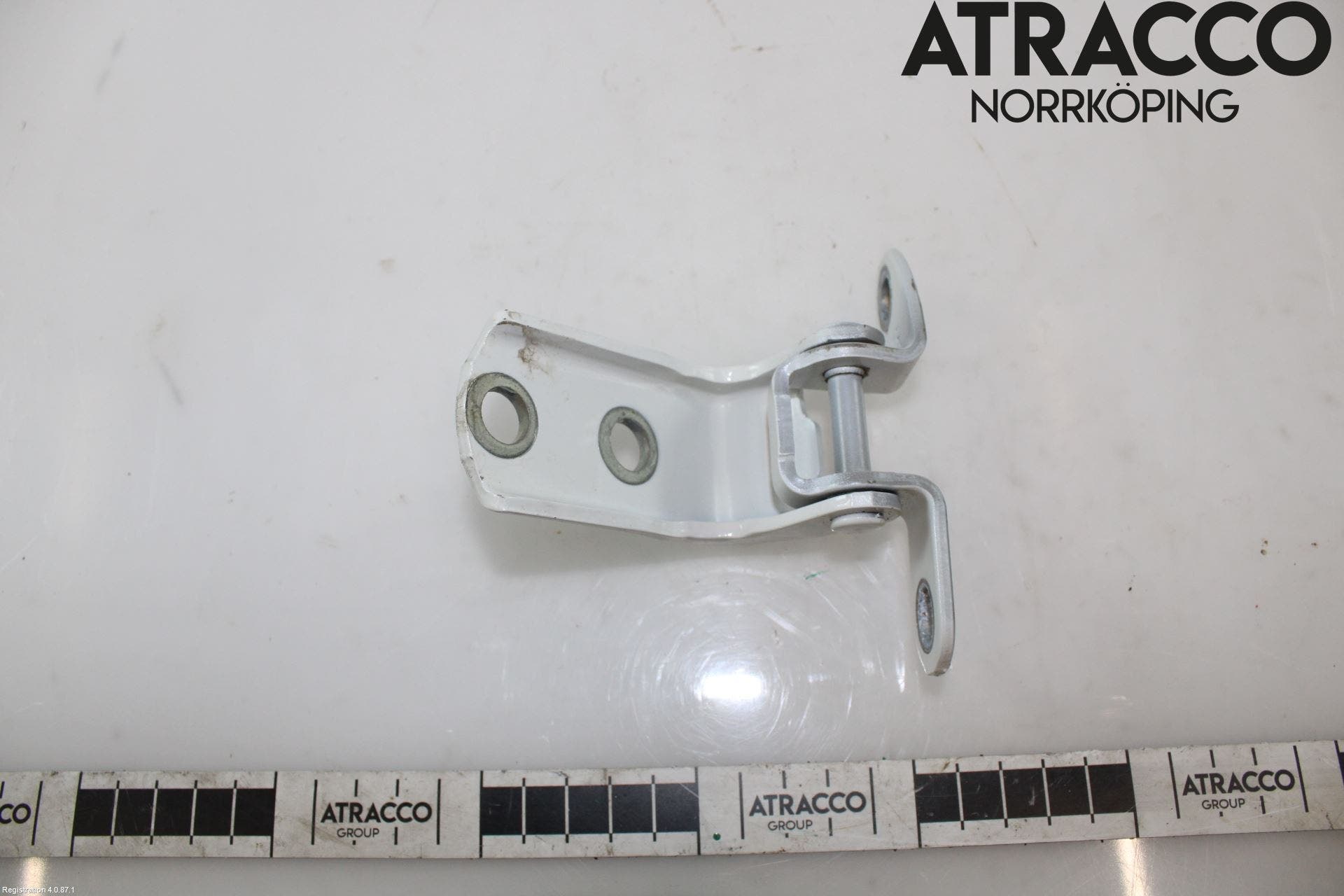 Toyota VERSO 09-18 Dörrgångjärn