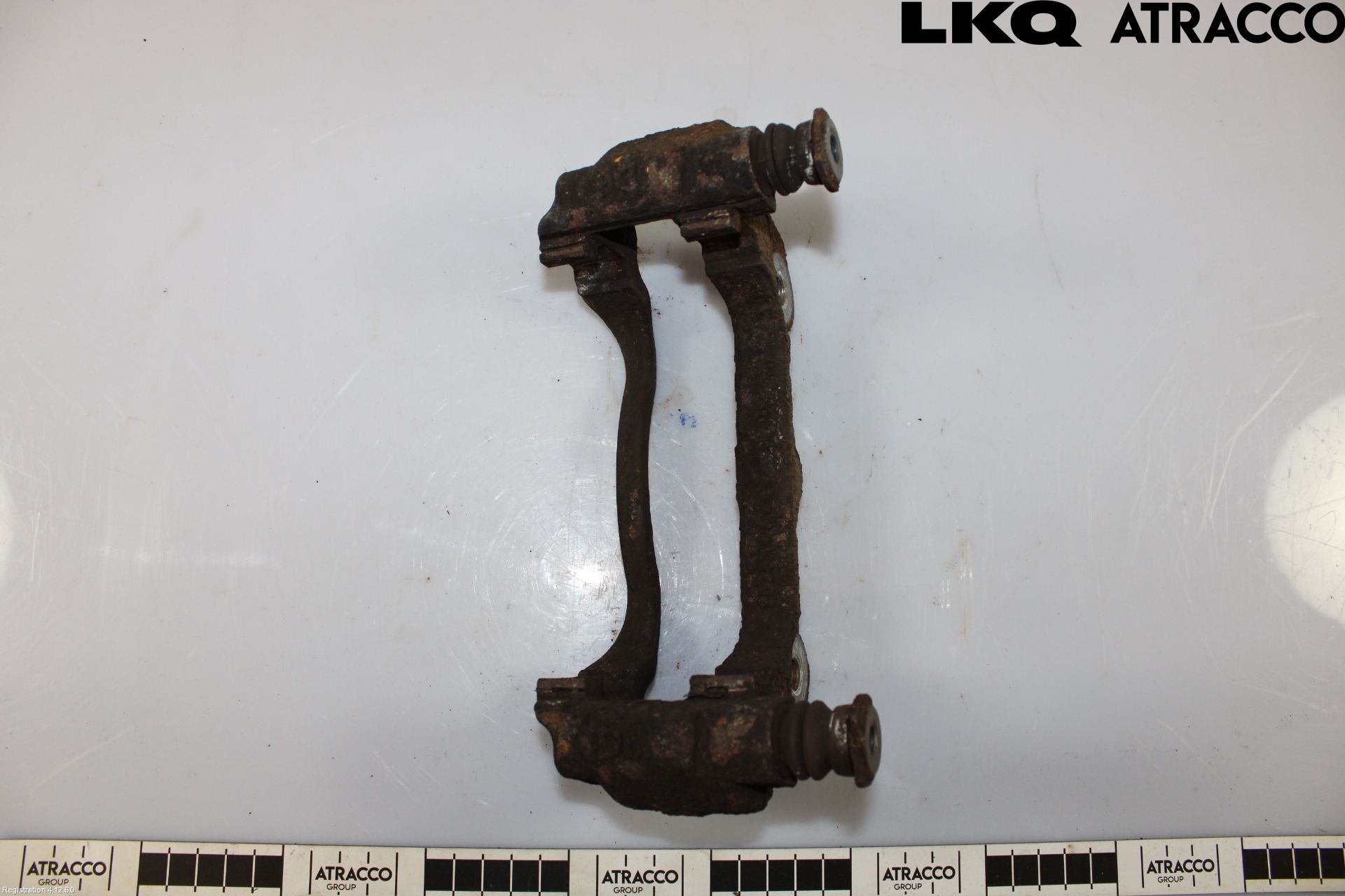 Toyota AVENSIS 09-15 Bromsokshållare