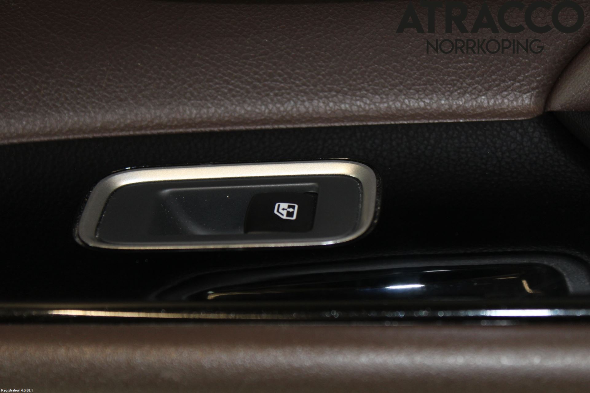 Mitsubishi OUTLANDER 13-21 Dörrklädsel Hö