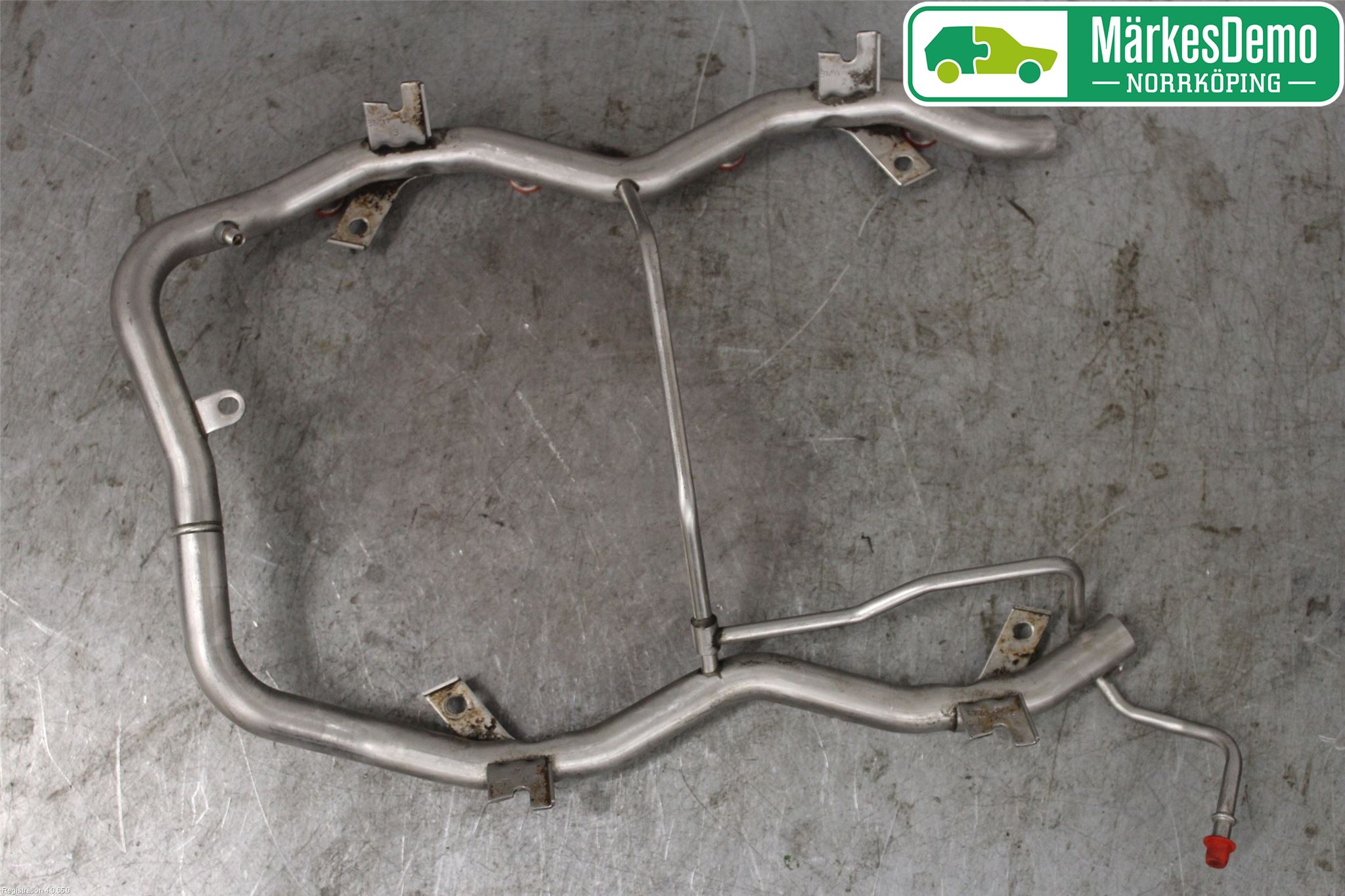 BMW X5 E53     99-06 Inj. Fuelrail