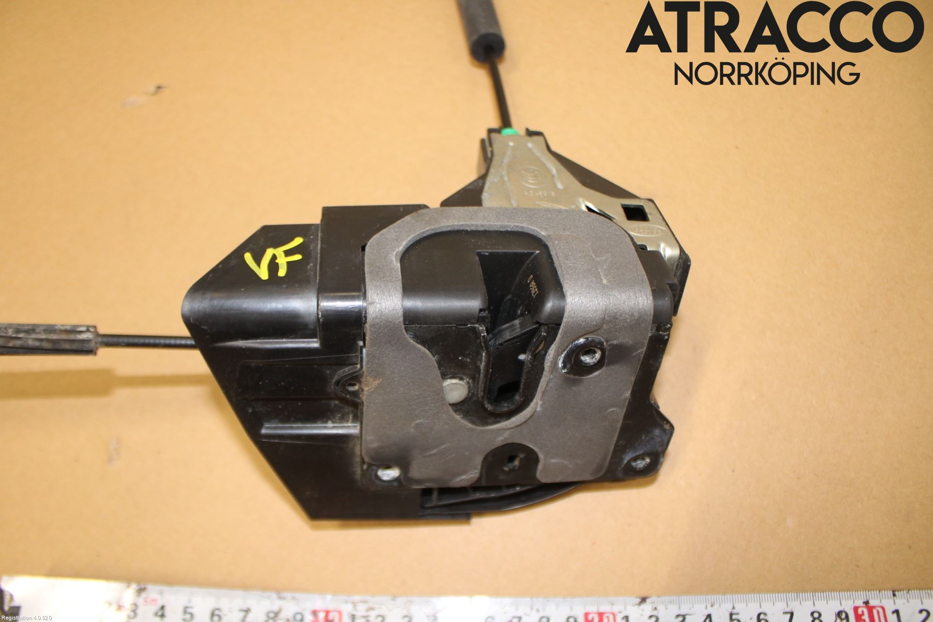 Jaguar F-PACE Låskista-Dörrlås