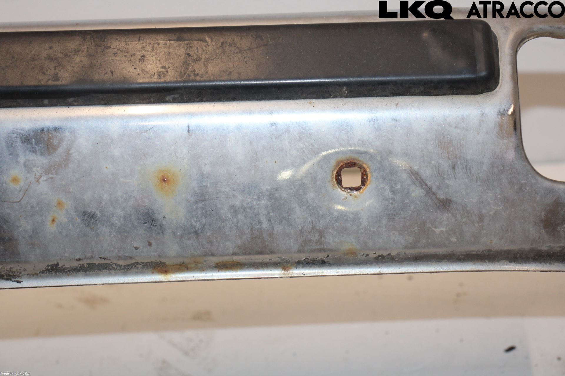 Toyota CARINA    78-81 Stötfångarbeklädnad Fram