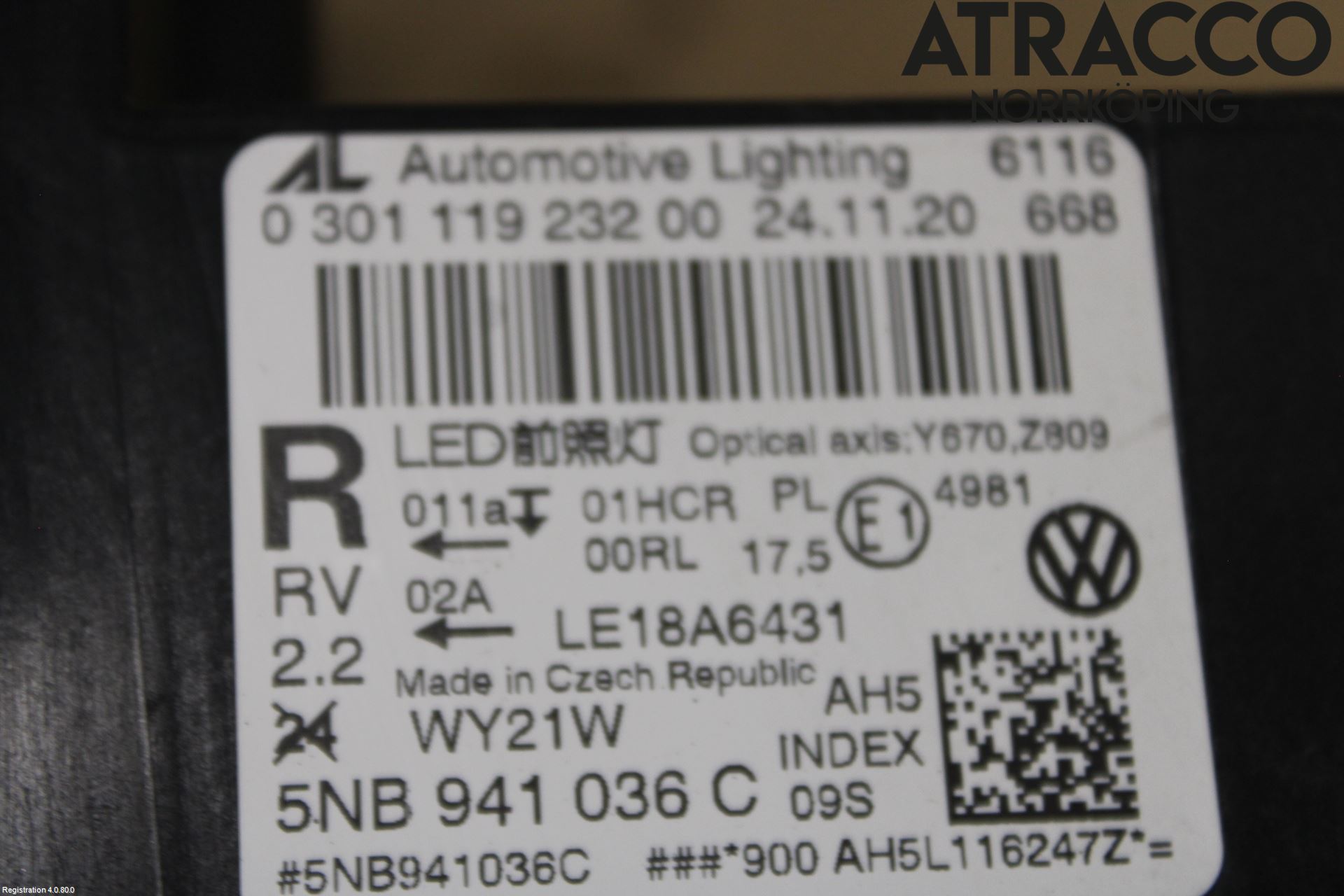 Volkswagen VW TIGUAN 16-24 Strålkastare Höger
