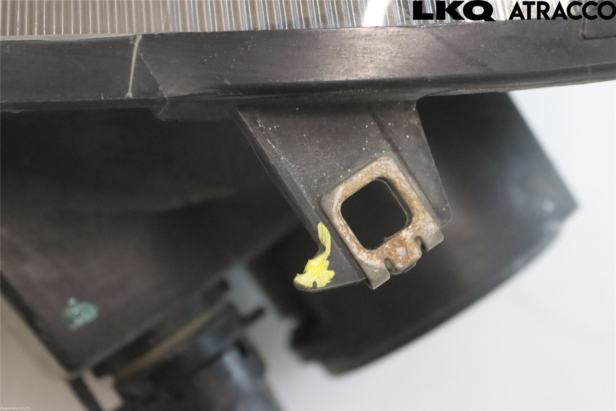 Opel VIVARO 01-14 Strålkastare Höger