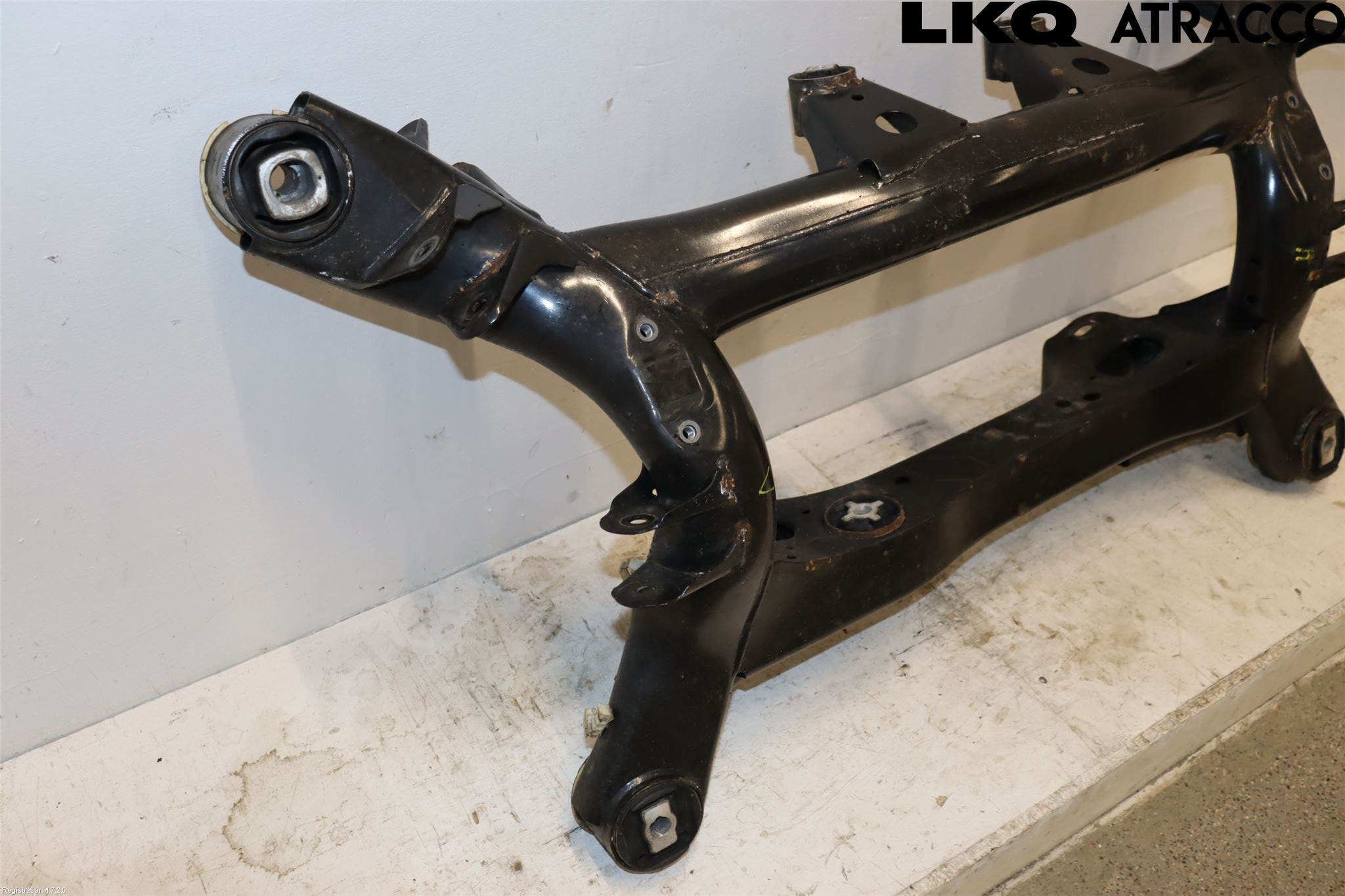 BMW 3 F30/F31/F80 12-19 Bakaxelbalk