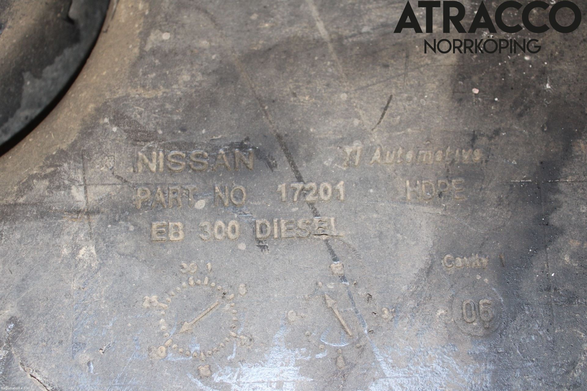 Nissan NAVARA 05-16 Bränsletank Diesel