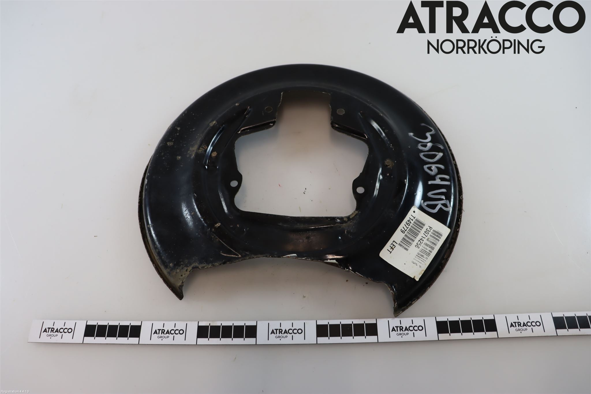 Volvo XC70 05-07 Bromssköld Bak