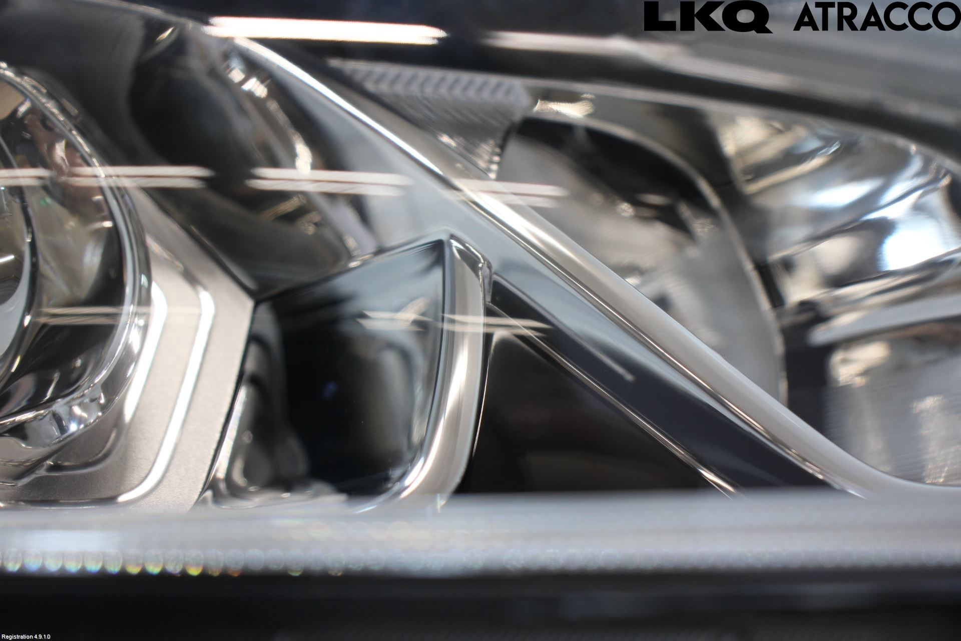 Nissan PULSAR Strålkastare Höger