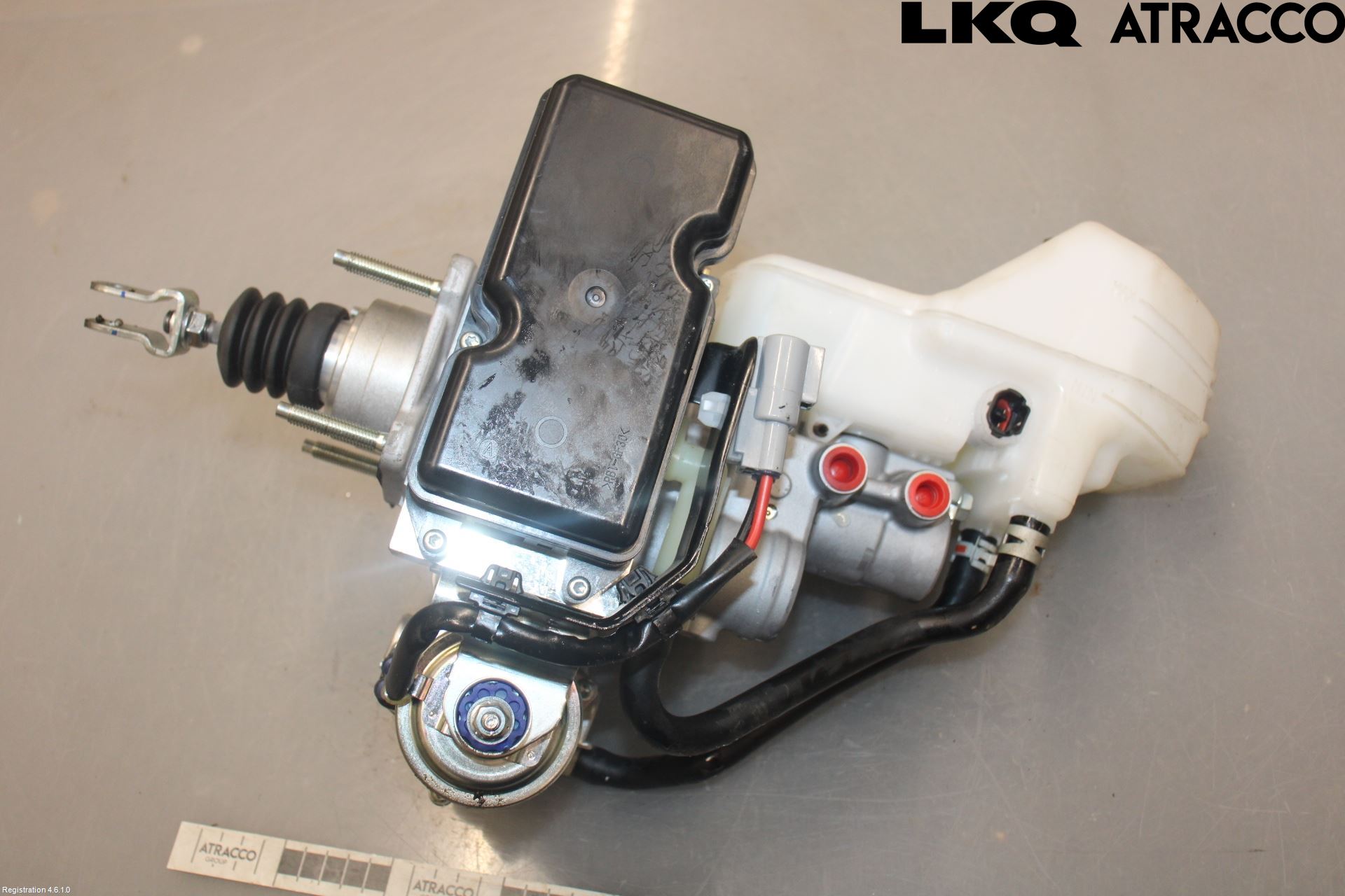 Toyota RAV4 19- Bromsservo