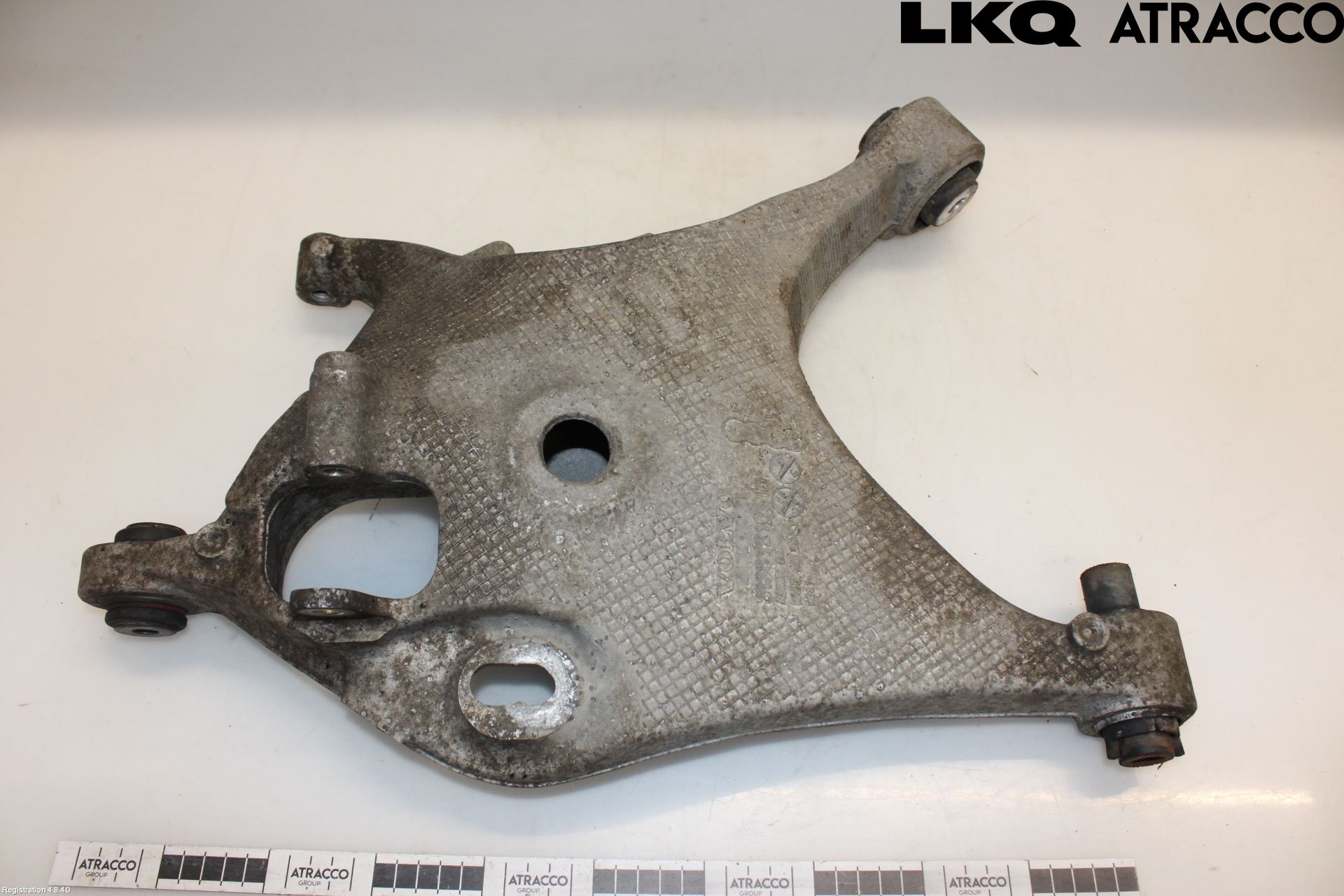 Volvo V90 17->> Bärarm Bak Höger