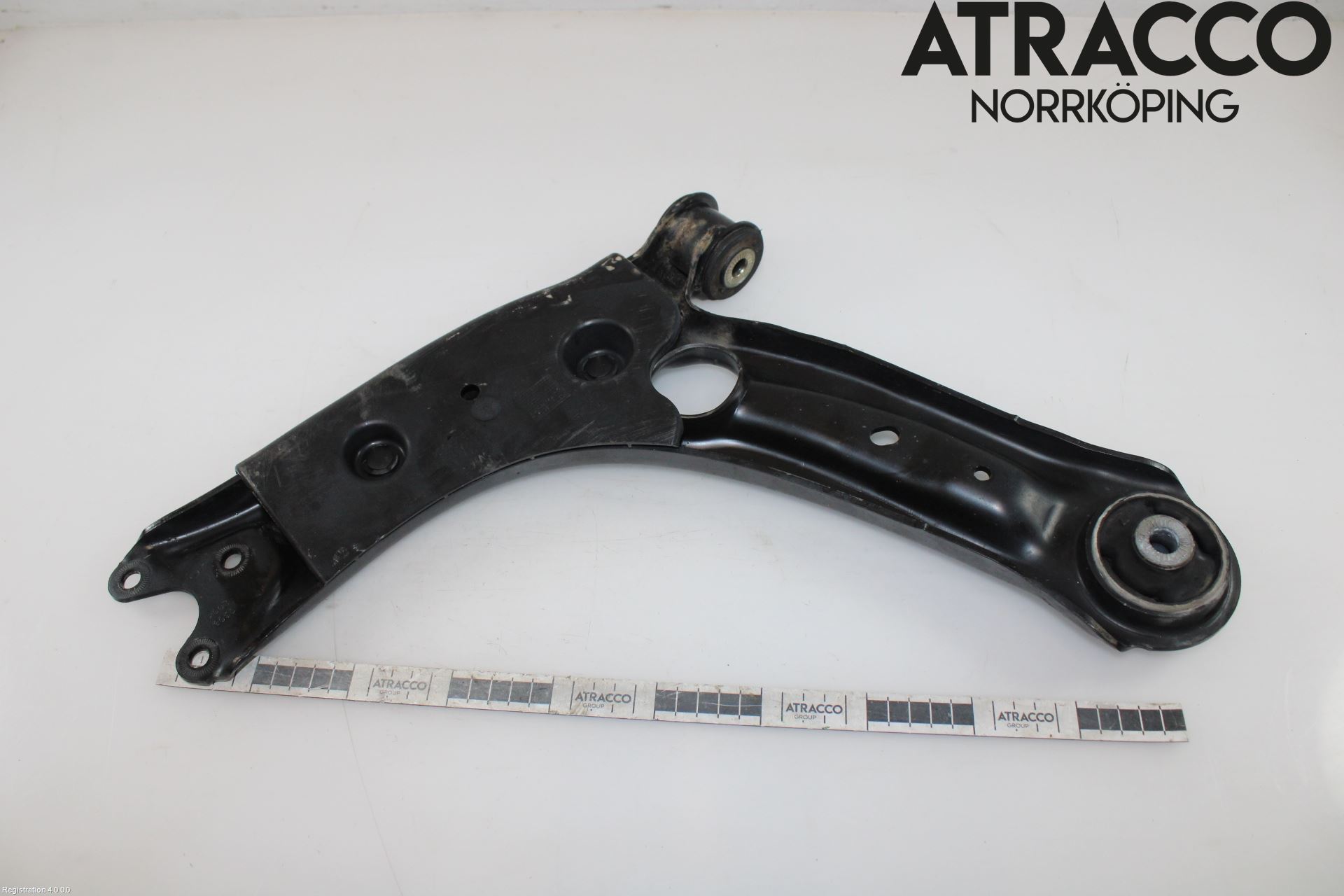 Volkswagen VW PASSAT 20-24 Bärarm Fram Undre Hö