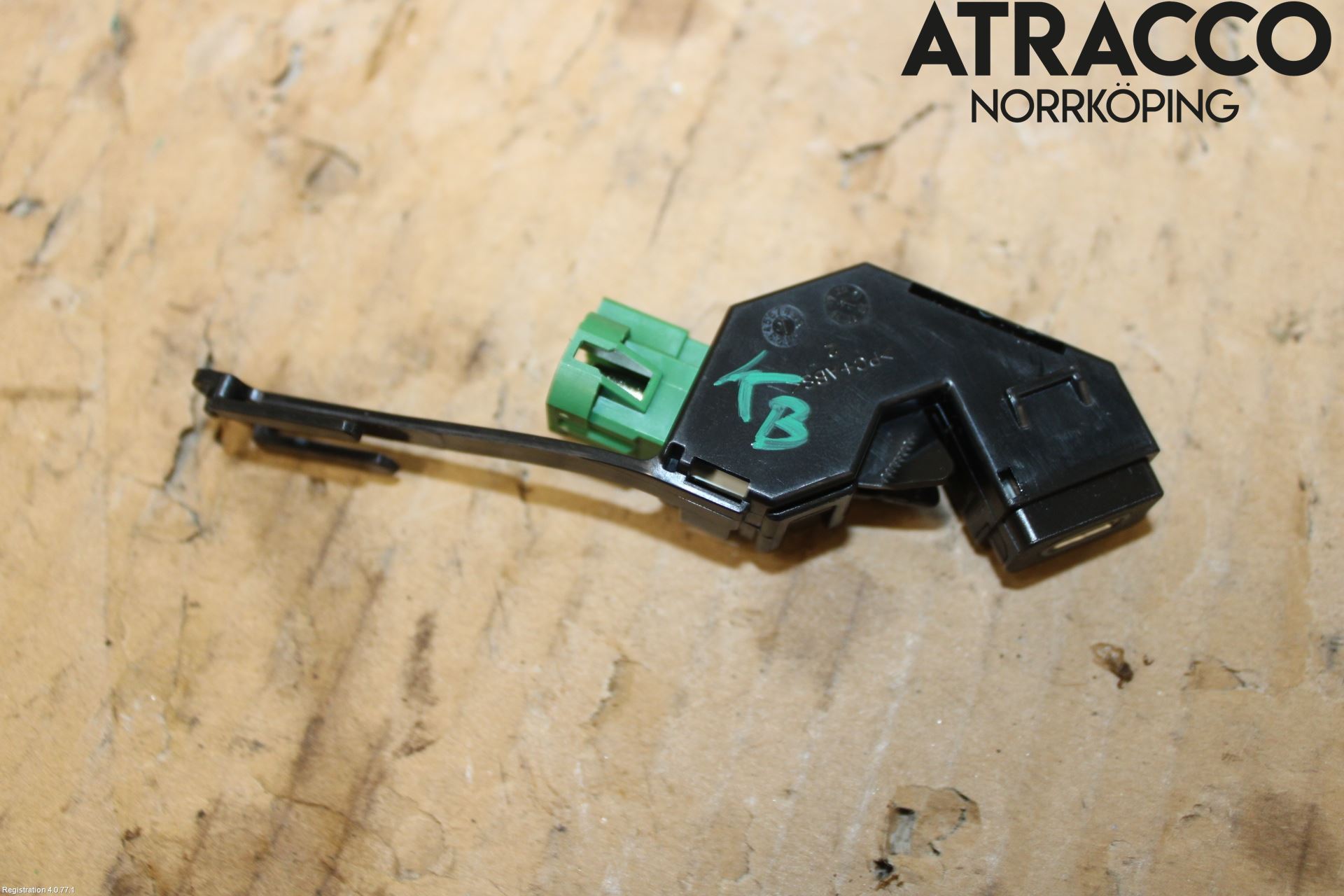 Volkswagen VW PASSAT 15-19 Usb Connection