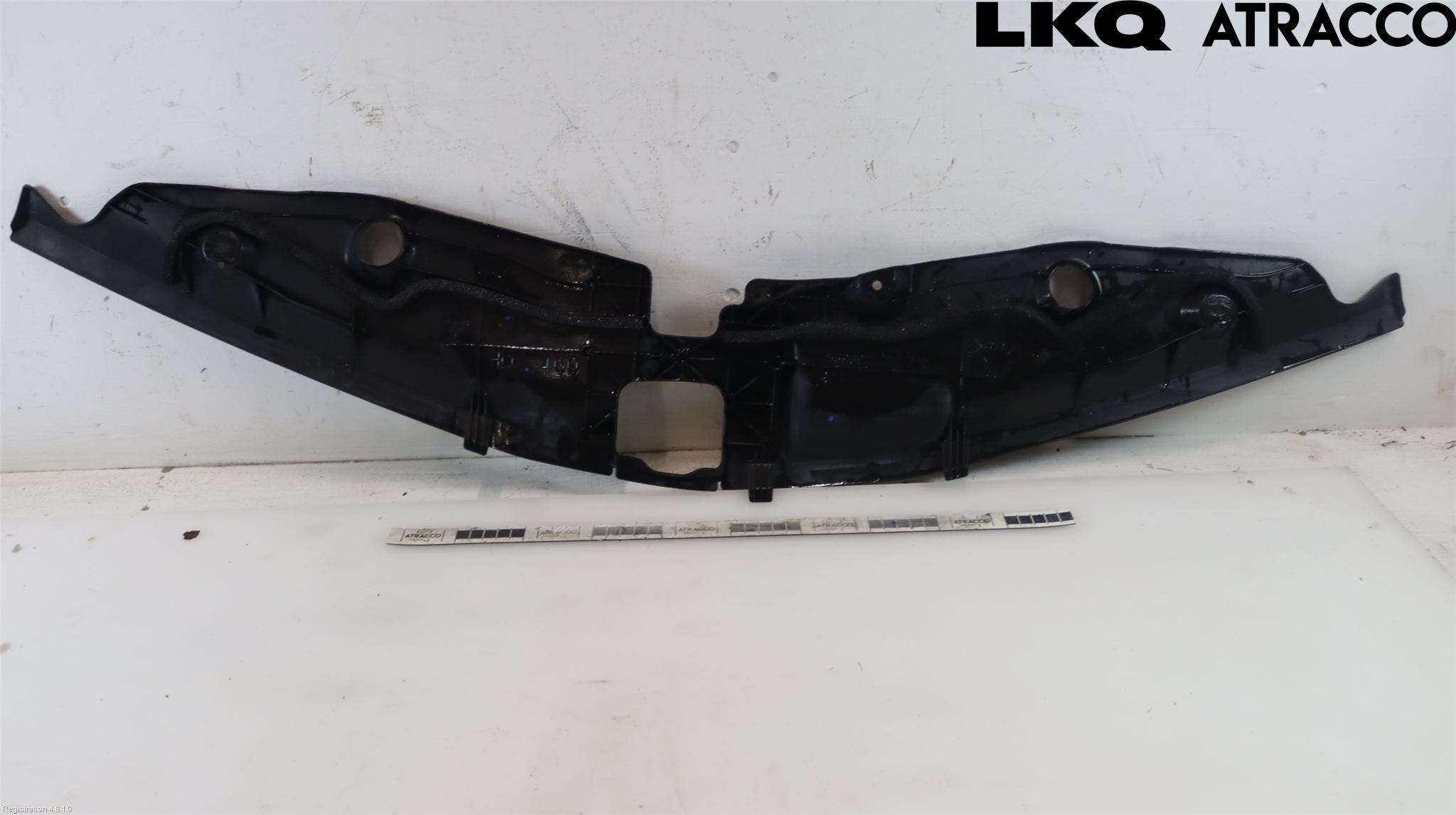 Toyota PRIUS+ ZVW40 12-20 Frontplåt Övre