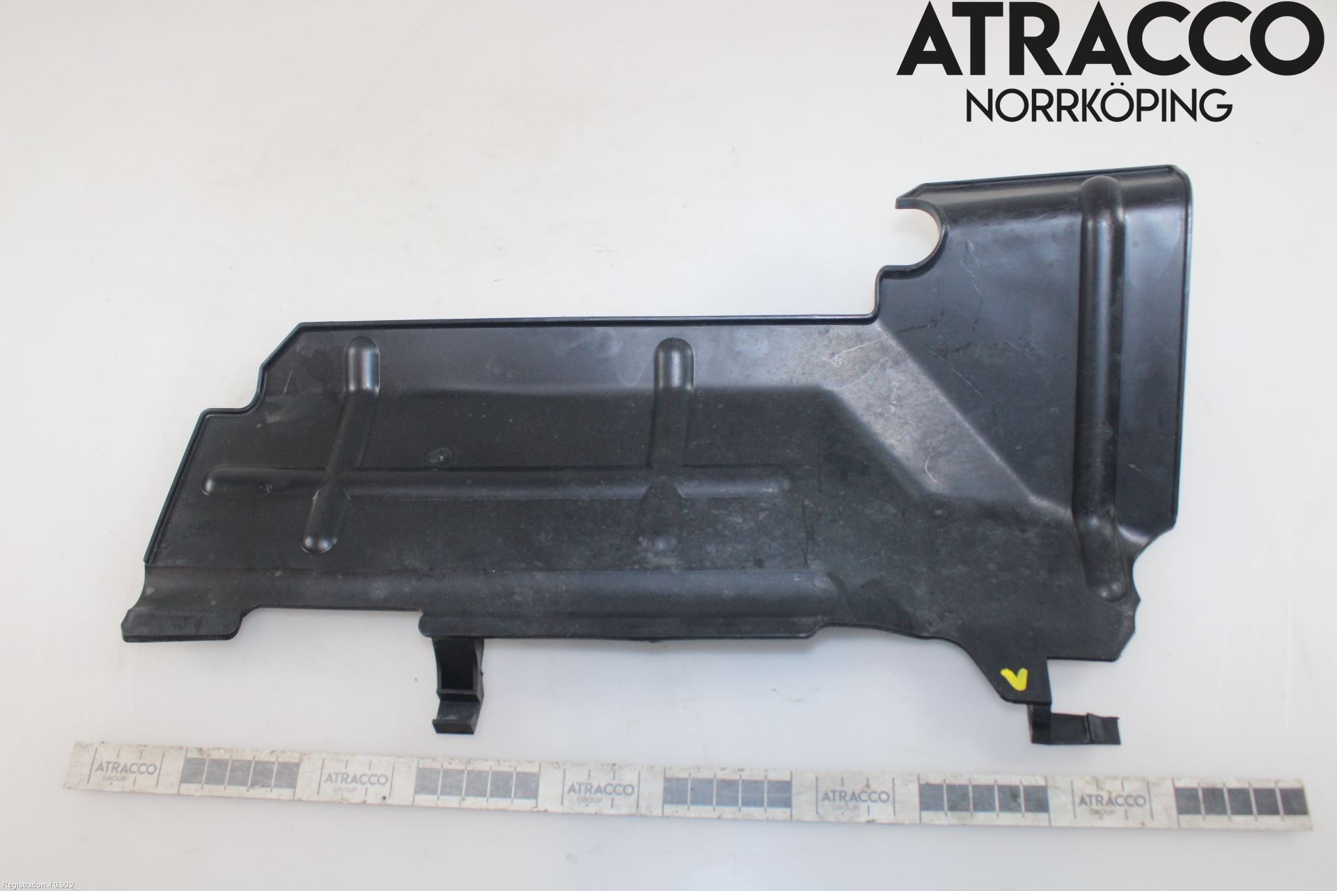 Opel VIVARO 01-14 Deflektor Plåt-Plast Kylning