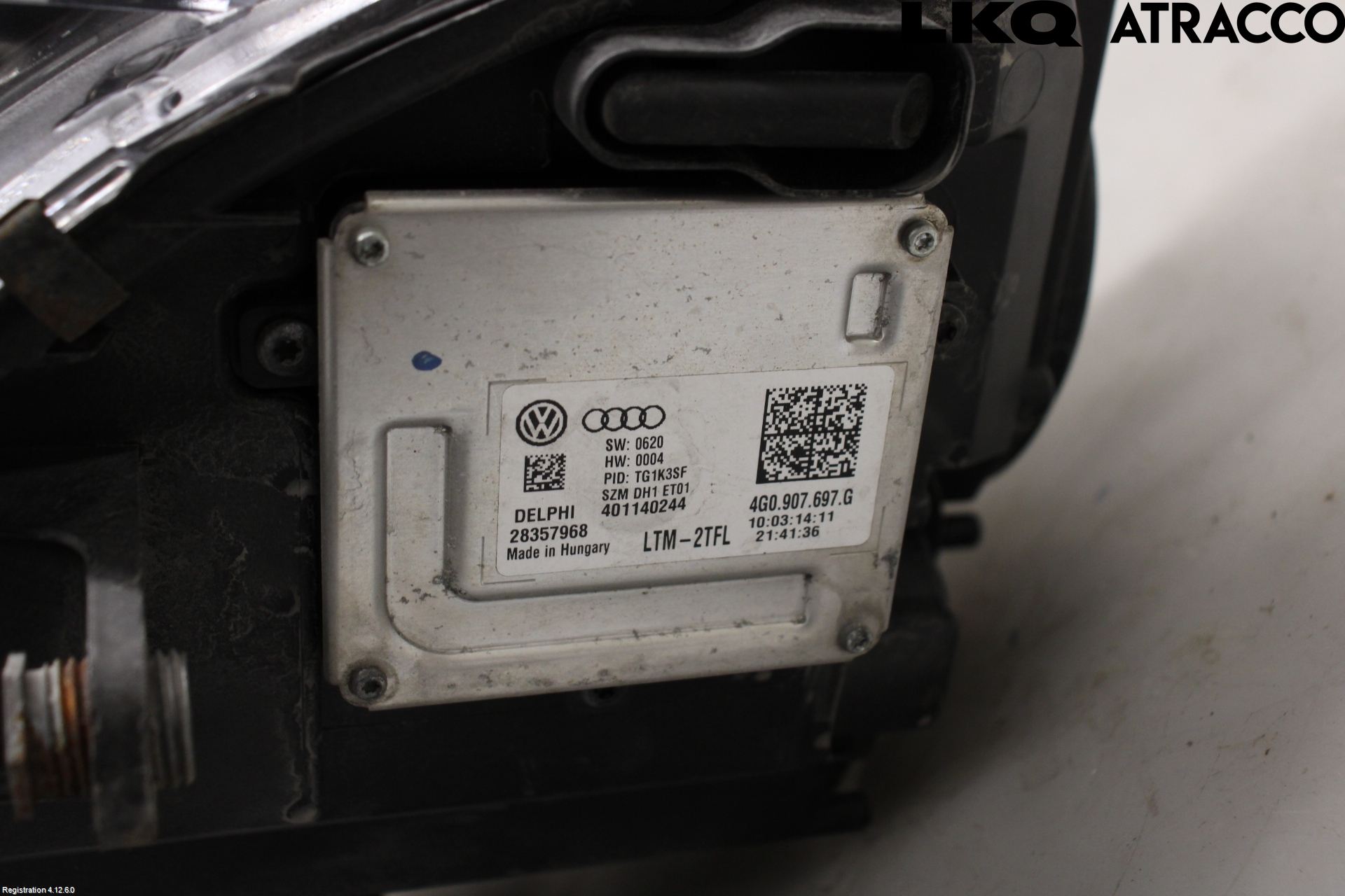 Volkswagen VW TRANSP/CARAVELLE (T5) 04-15 Strålkastare Vänster