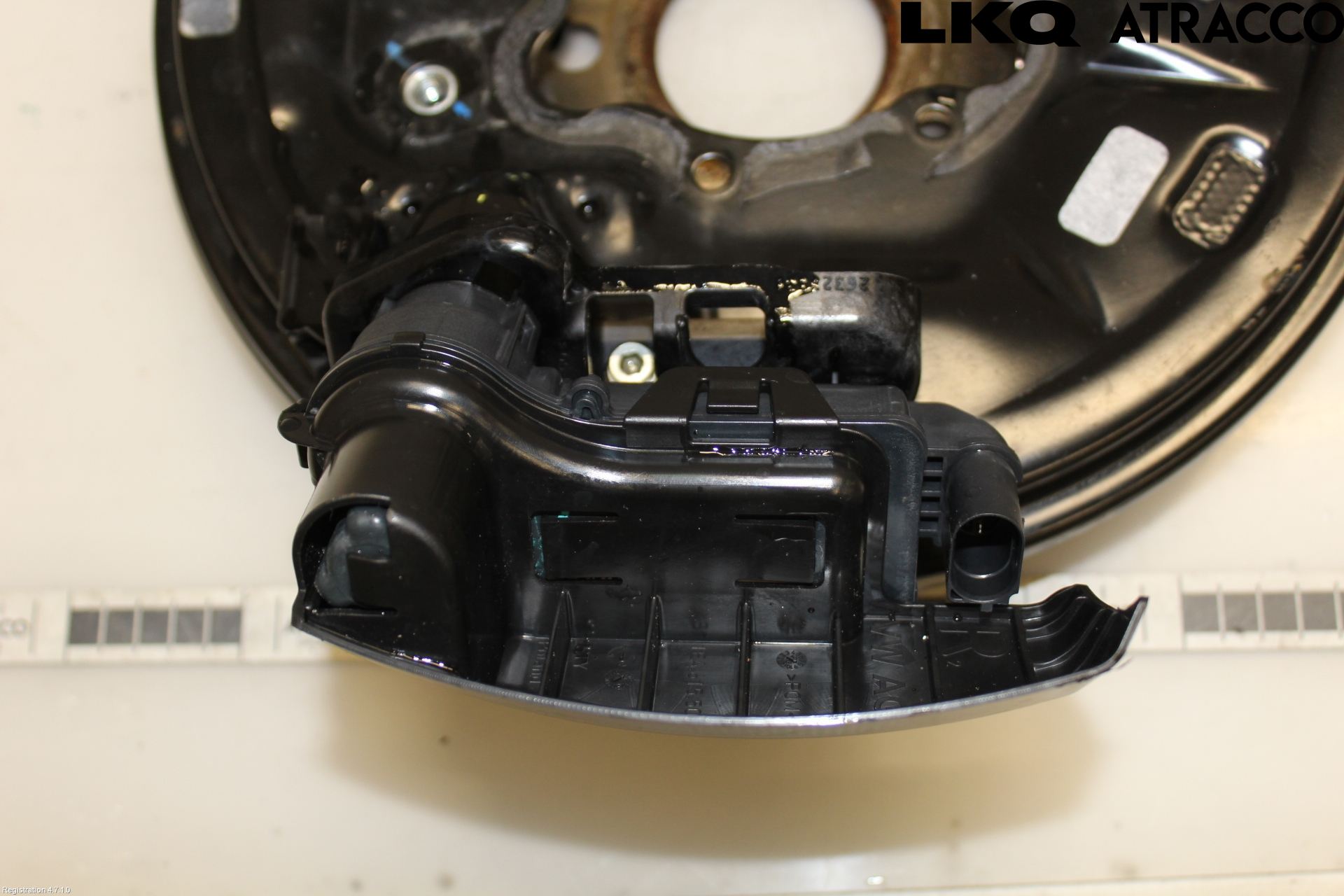 Skoda ENYAQ iV 21- Bromstrumma Bak