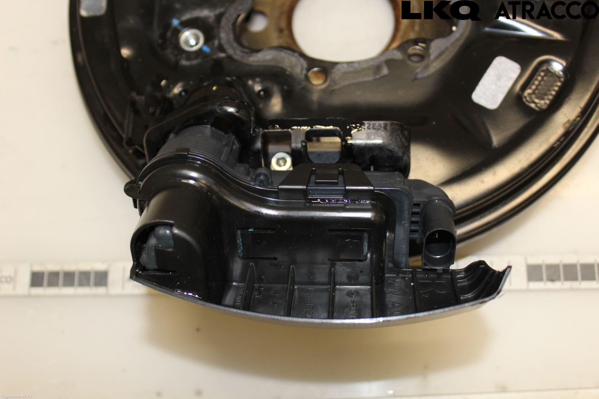 Skoda ENYAQ iV 21- Bromstrumma Bak