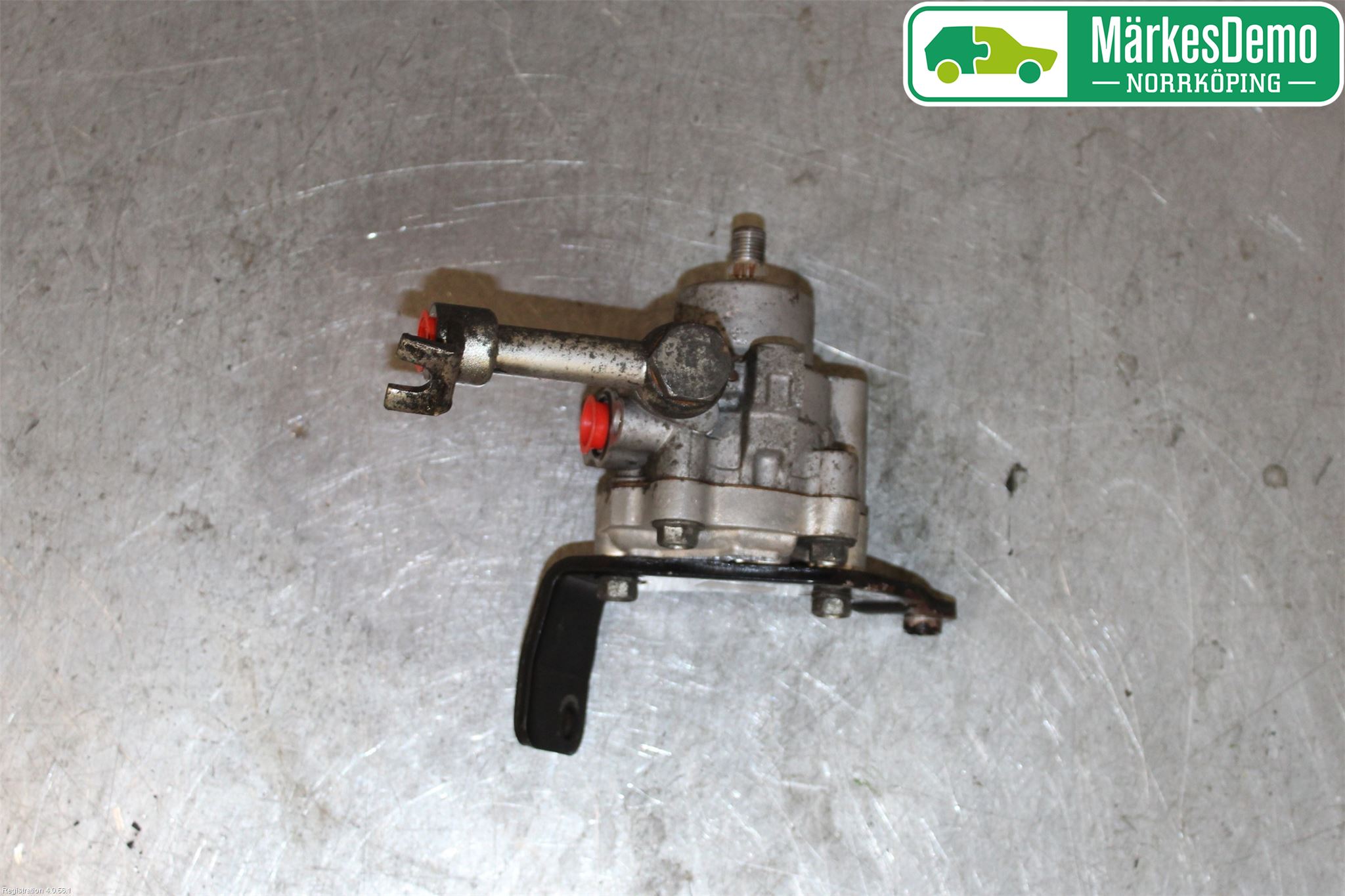 Nissan NAVARA 05-16 Styrservopump