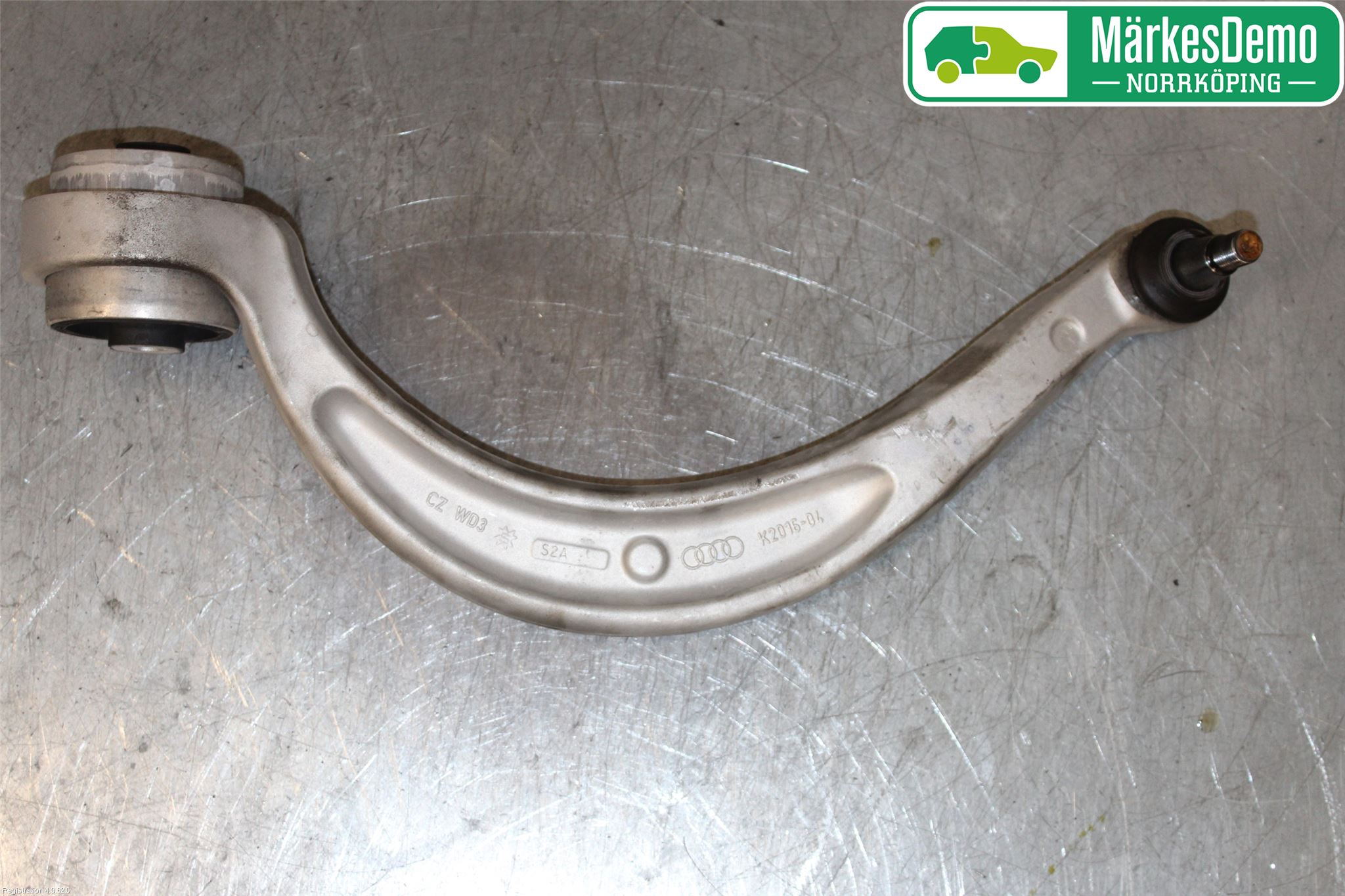 Audi A4/S4 B9 16-19 Bärarm Fram Undre Hö