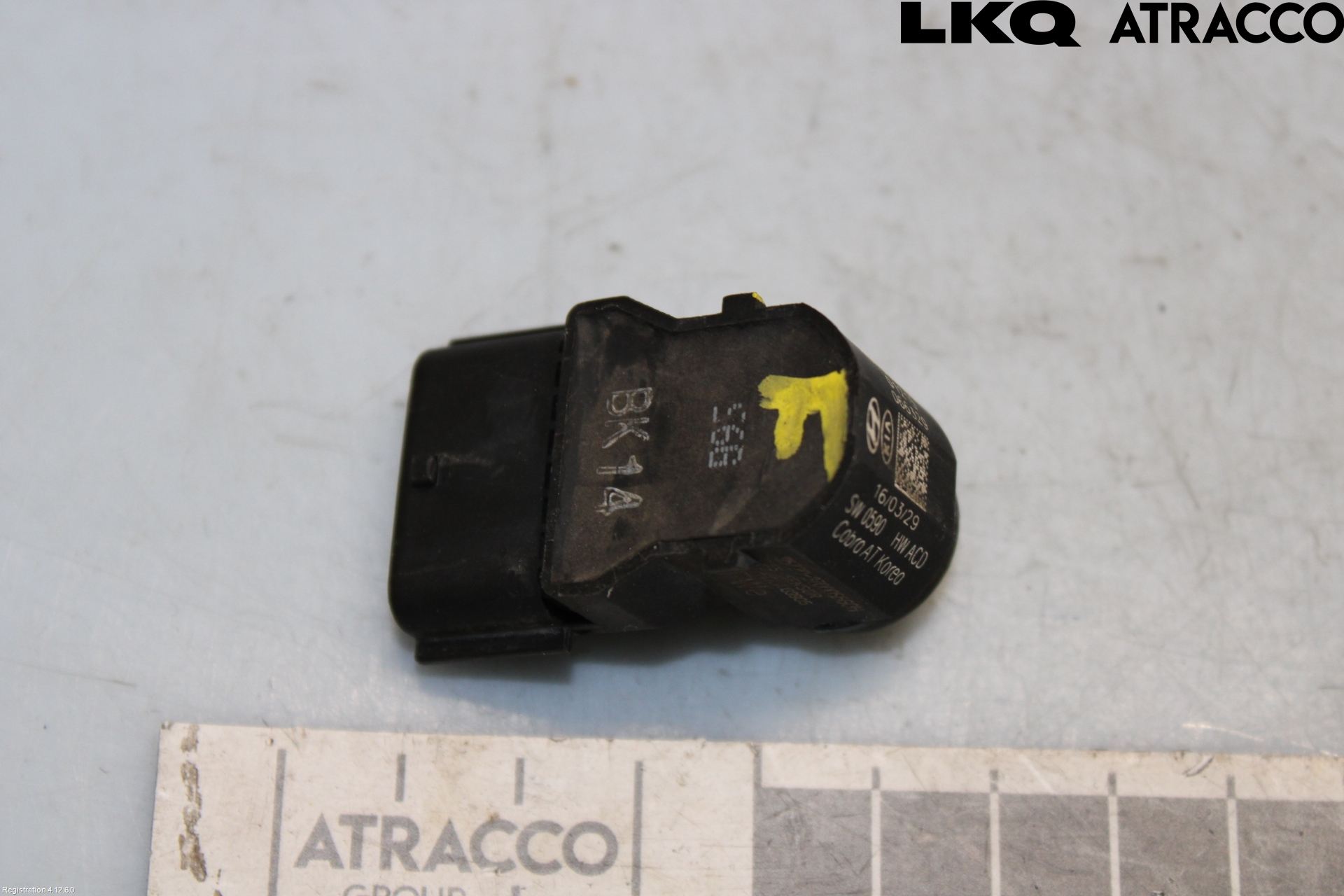 Hyundai i40 08-15 Parkeringshjälp Frontsensor