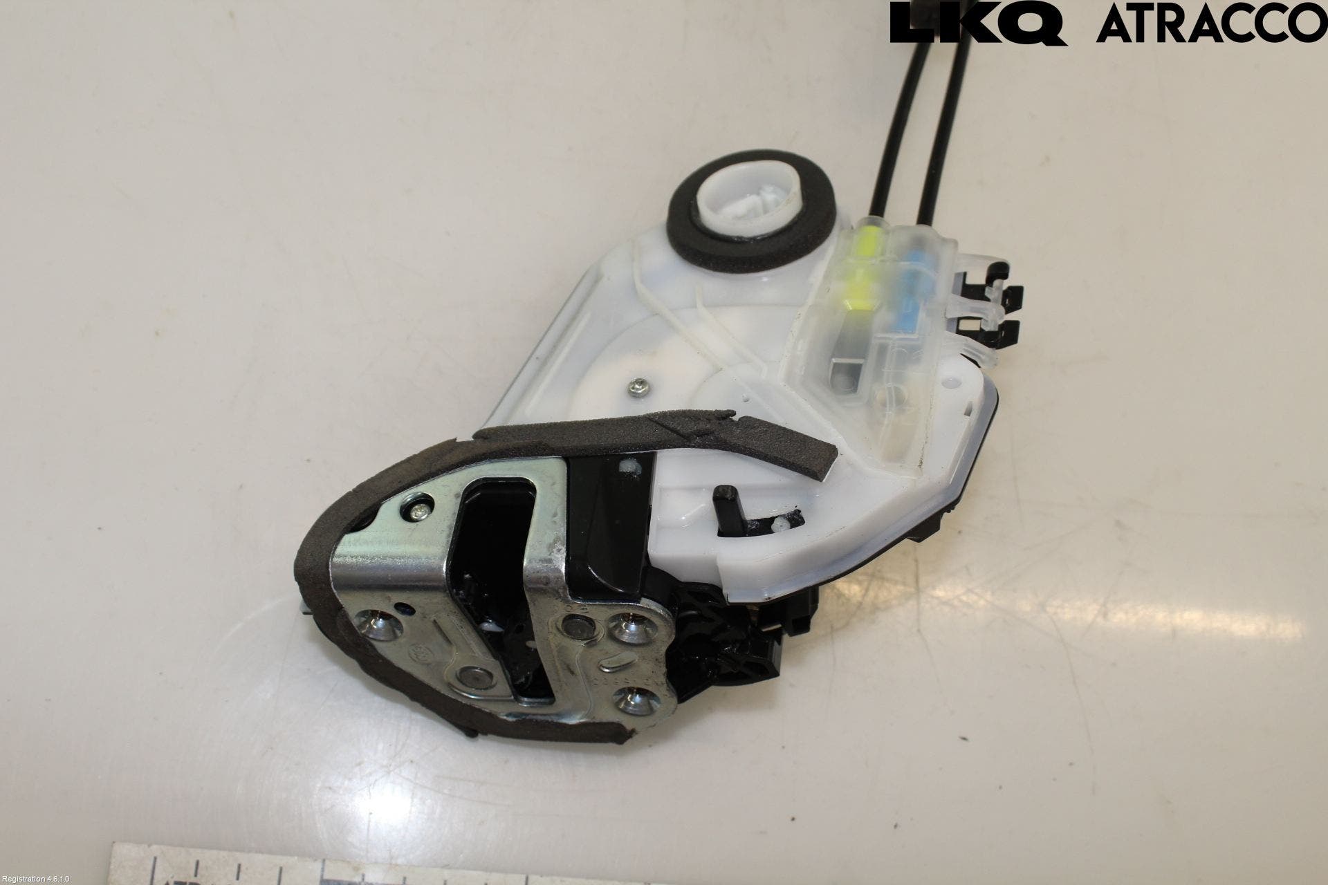 Toyota CAMRY 19-24 Låskista-Dörrlås