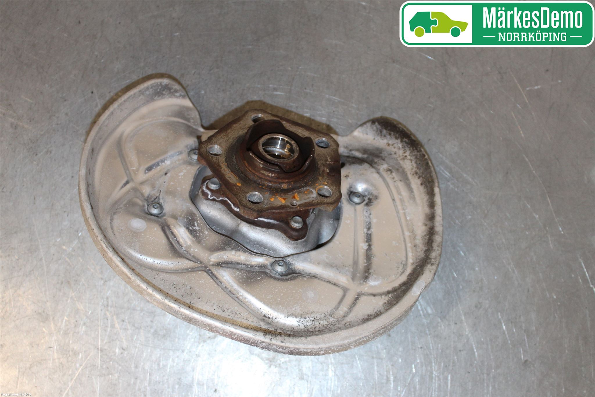 Audi A5 17- Hjullagerhus-Spindel Hö B